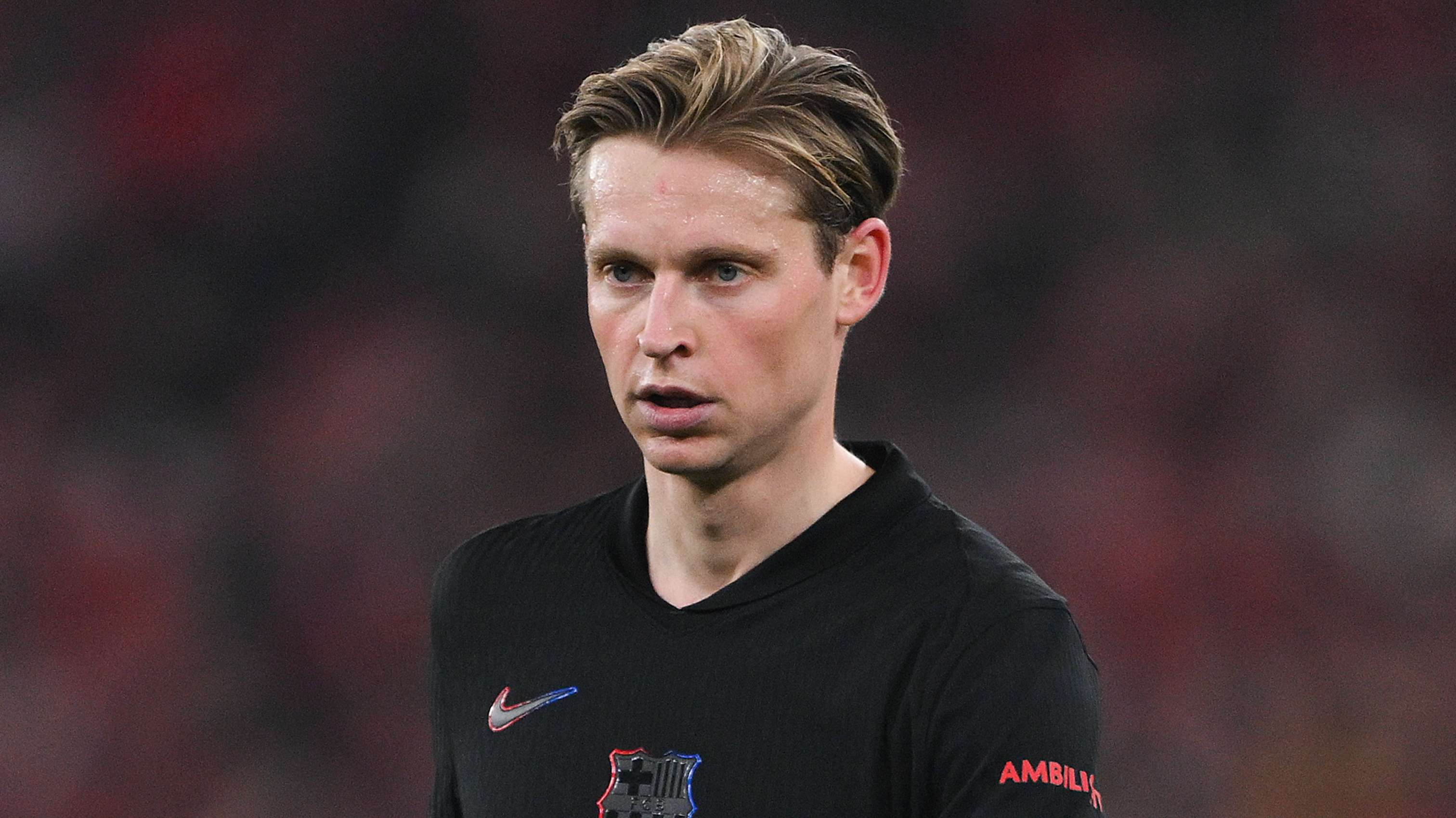 Barca desperate to tie De Jong down with new deal amid Arsenal links  