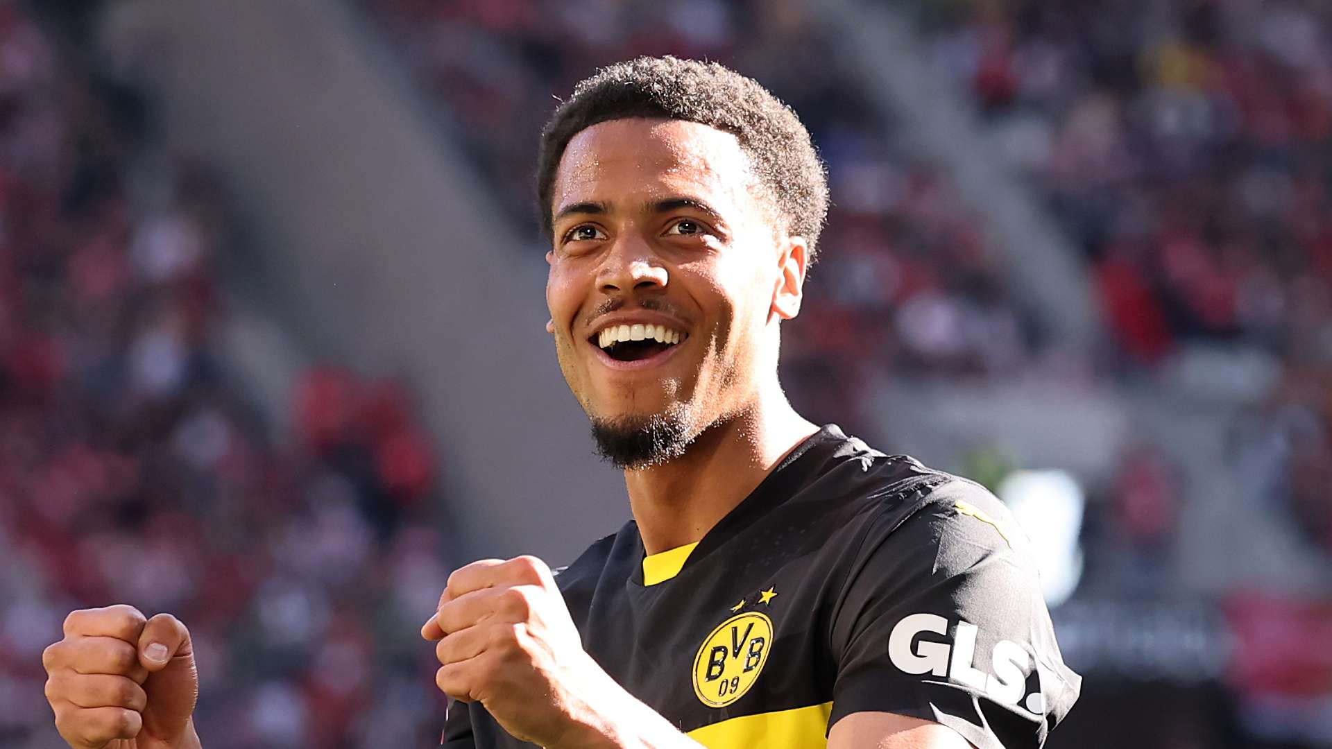 Revealed: Chelsea's salary offer to Gittens talks begin with BVB star  