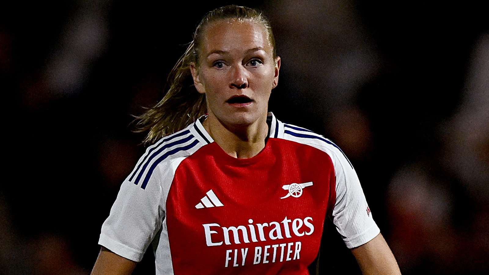 'I love everything about this club!' - Maanum signs new Arsenal contract  