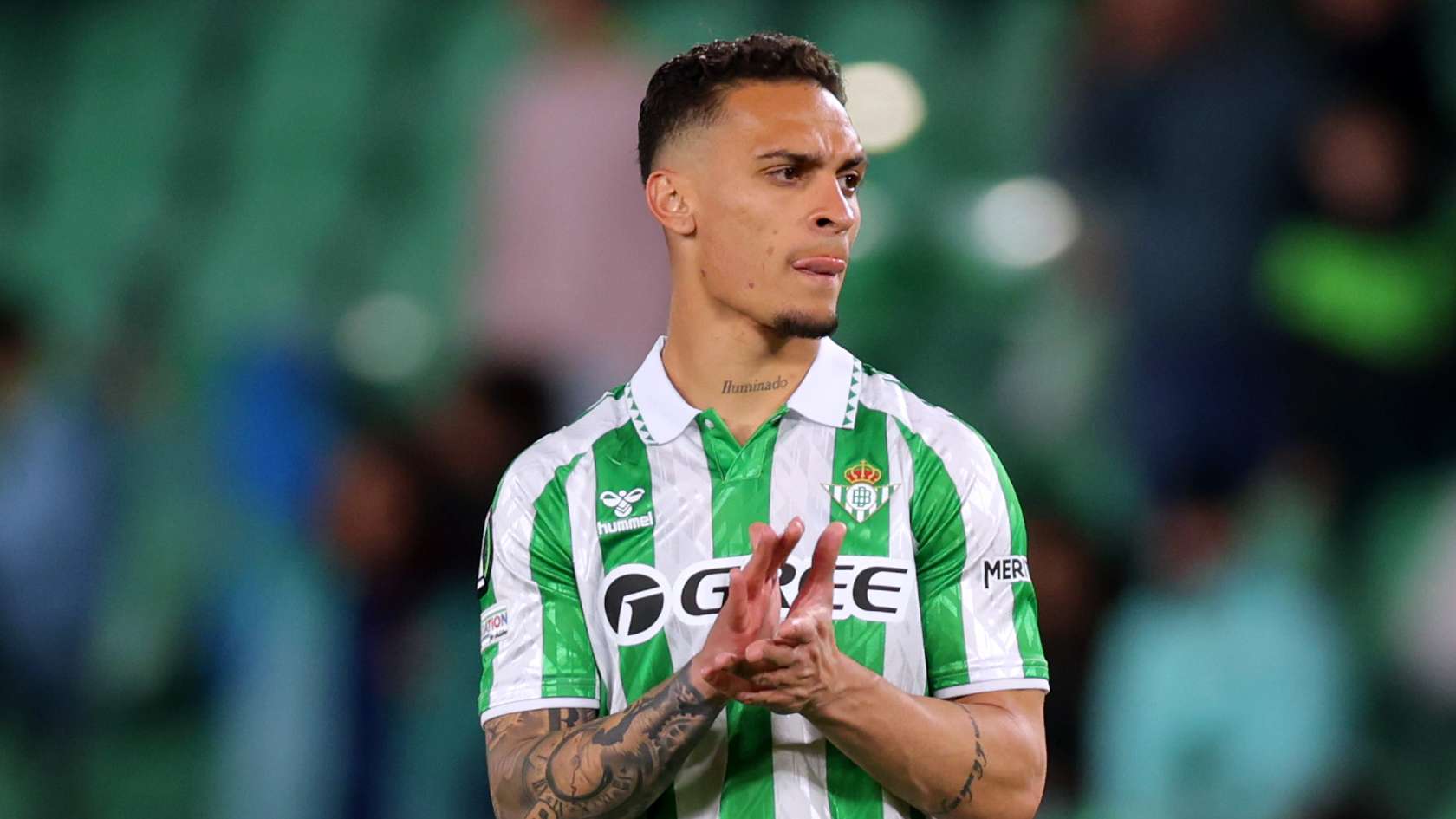 Antony's not happy! Betis star complains ahead of Chelsea final  