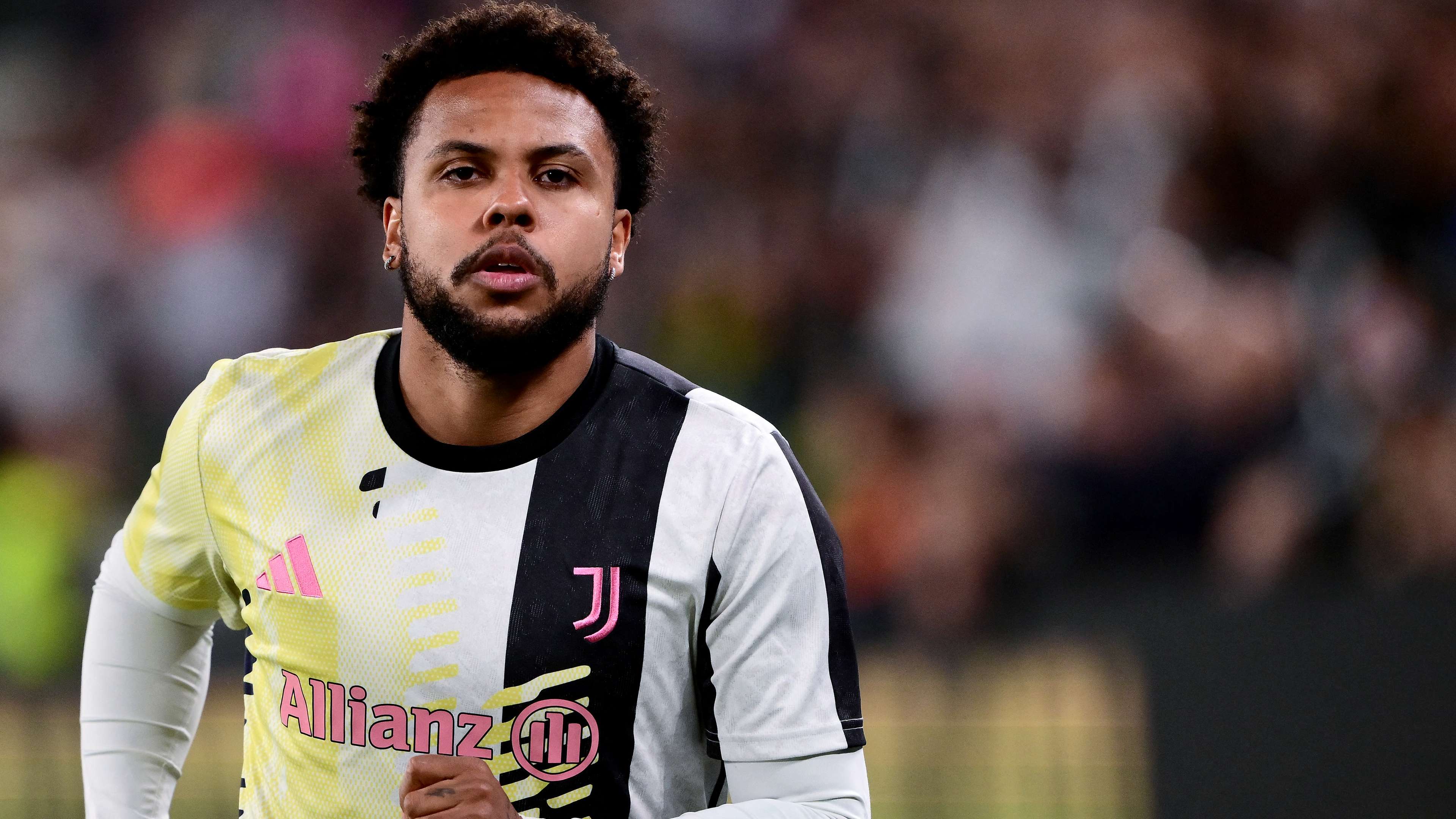 U.S. icons Meola, Davies celebrate McKennie's reported new deal  