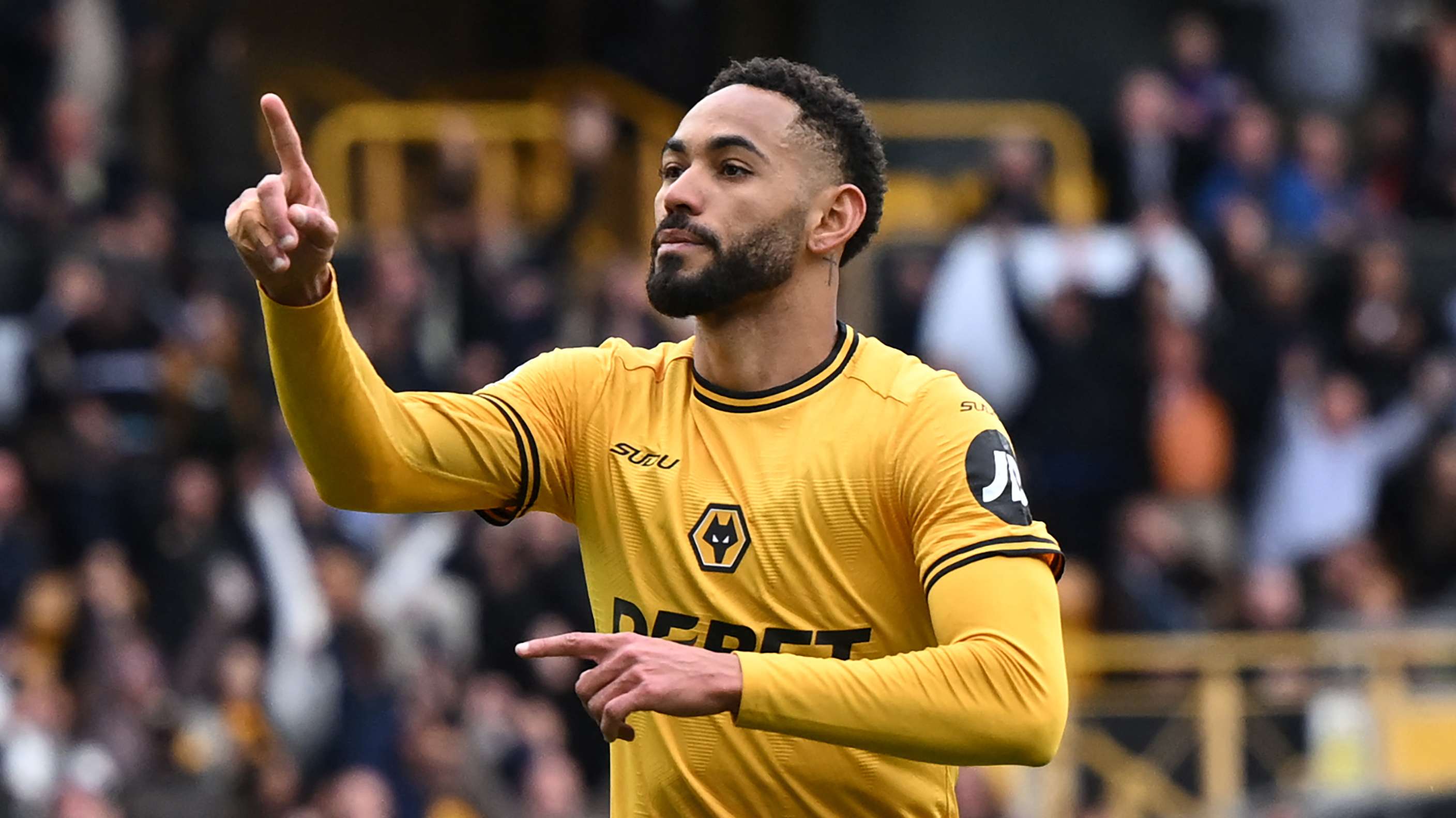 Man Utd target Cunha urged to snub Old Trafford transfer  