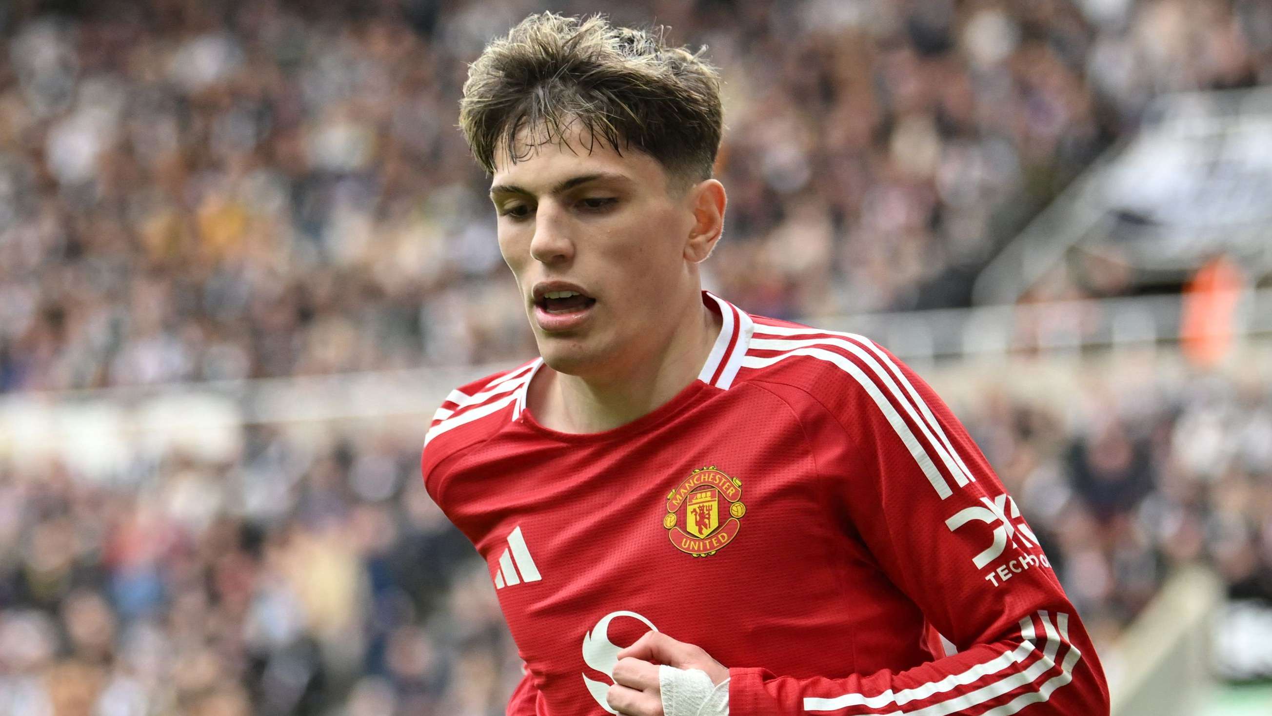 Transfers LIVE: Amorim tells Garnacho to leave Man Utd  