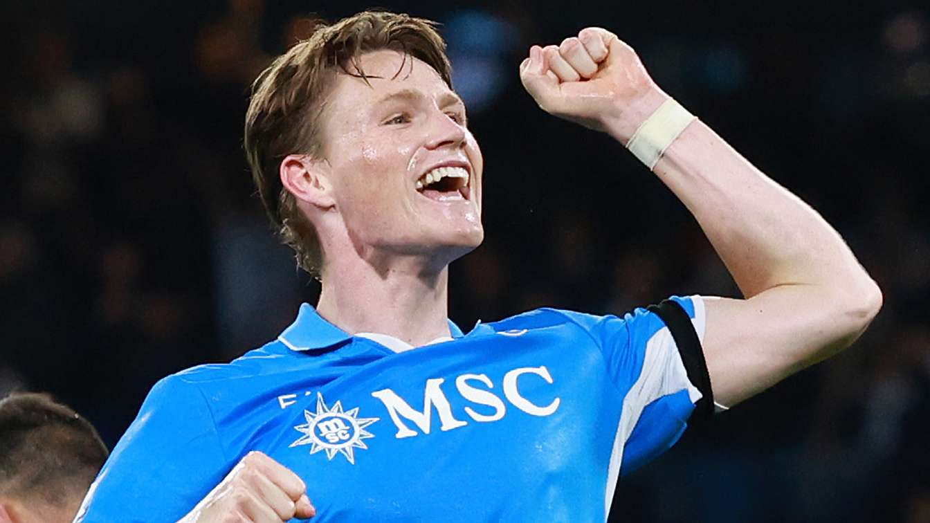 'Old fox' McTominay praised for 'clever' Napoli performance  