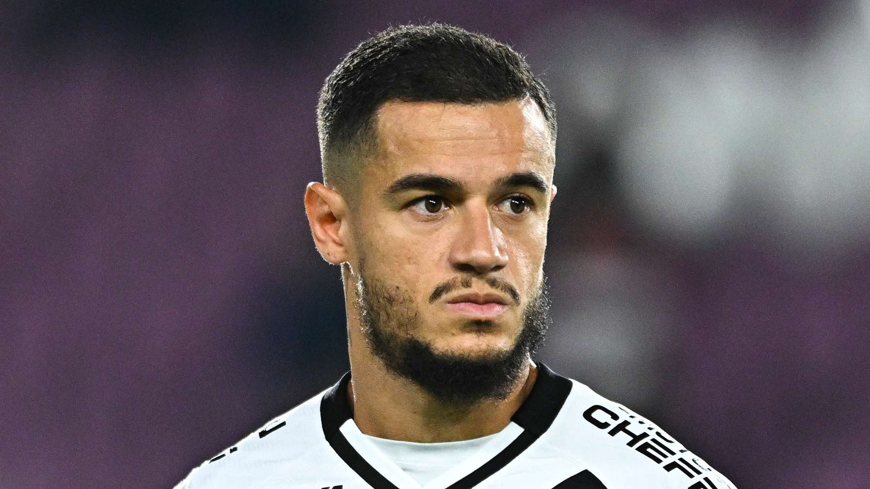 📽️ | Coutinho interview interrupted by GUNSHOTS in Brazil  