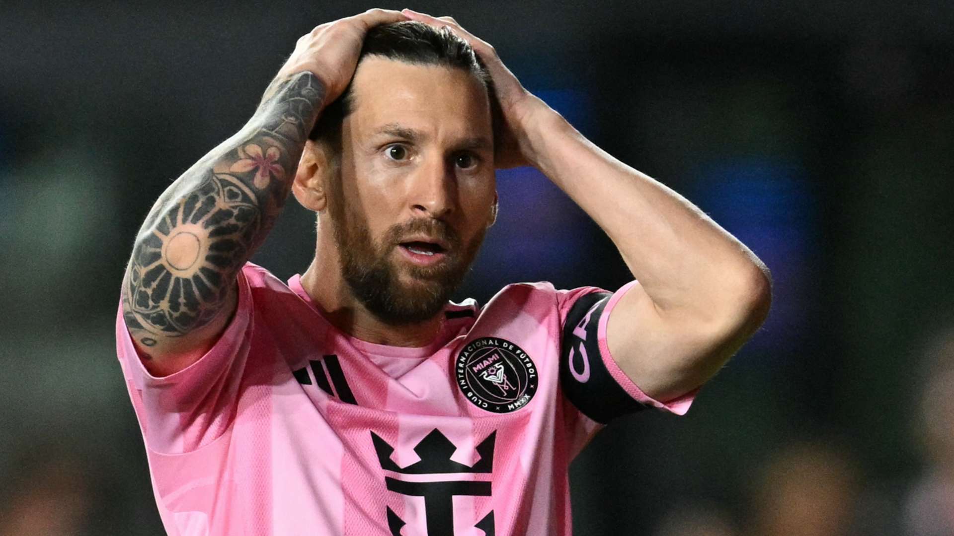 'Ran after Messi & called police!' - Fan leaves security bemused  