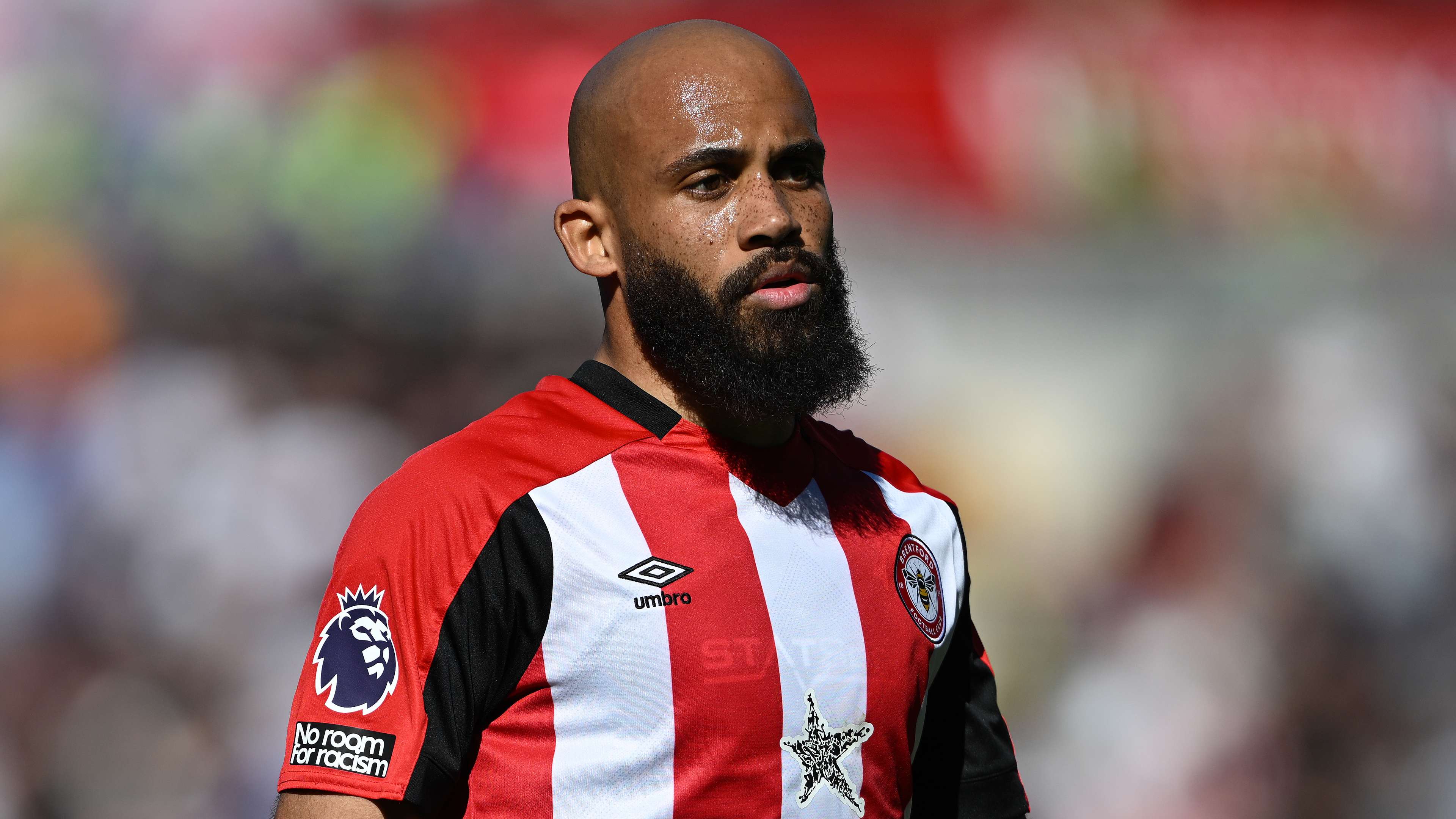 Transfers LIVE: Gittens to sign for Chelsea on seven-year deal  