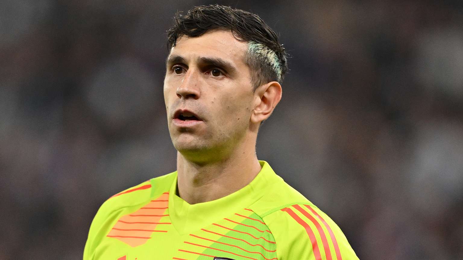 Man Utd prepared to launch offer for Aston Villa's Martinez  
