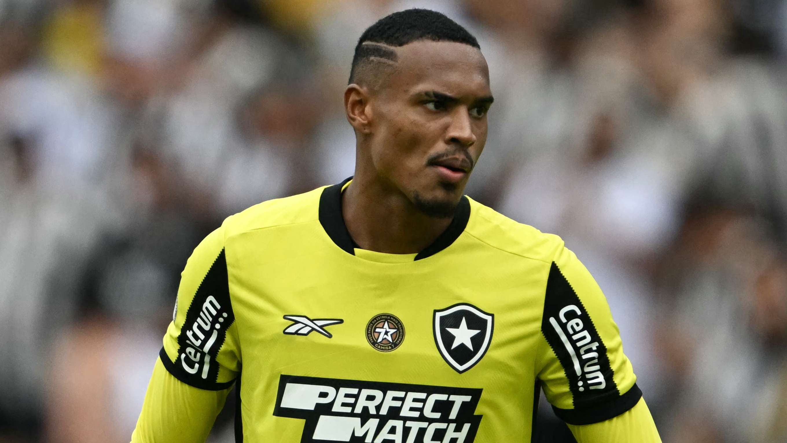 Man Utd get boost in hunt for Botafogo's Victor after Onana injury  