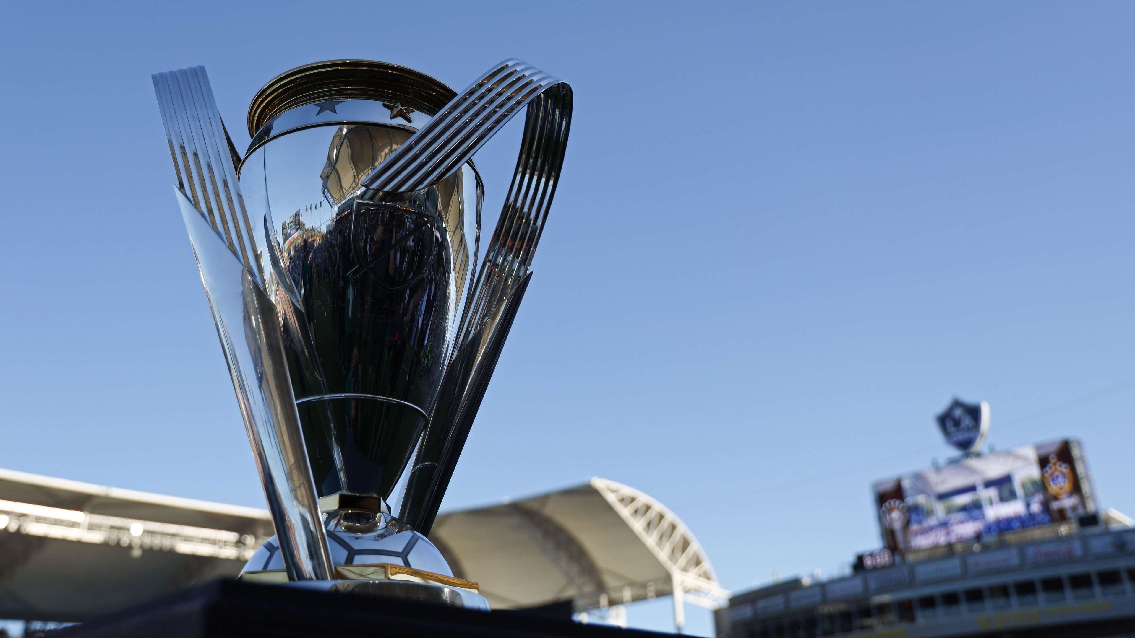 'Big, bold and arrogant' - Lalas urges MLS to change schedule  