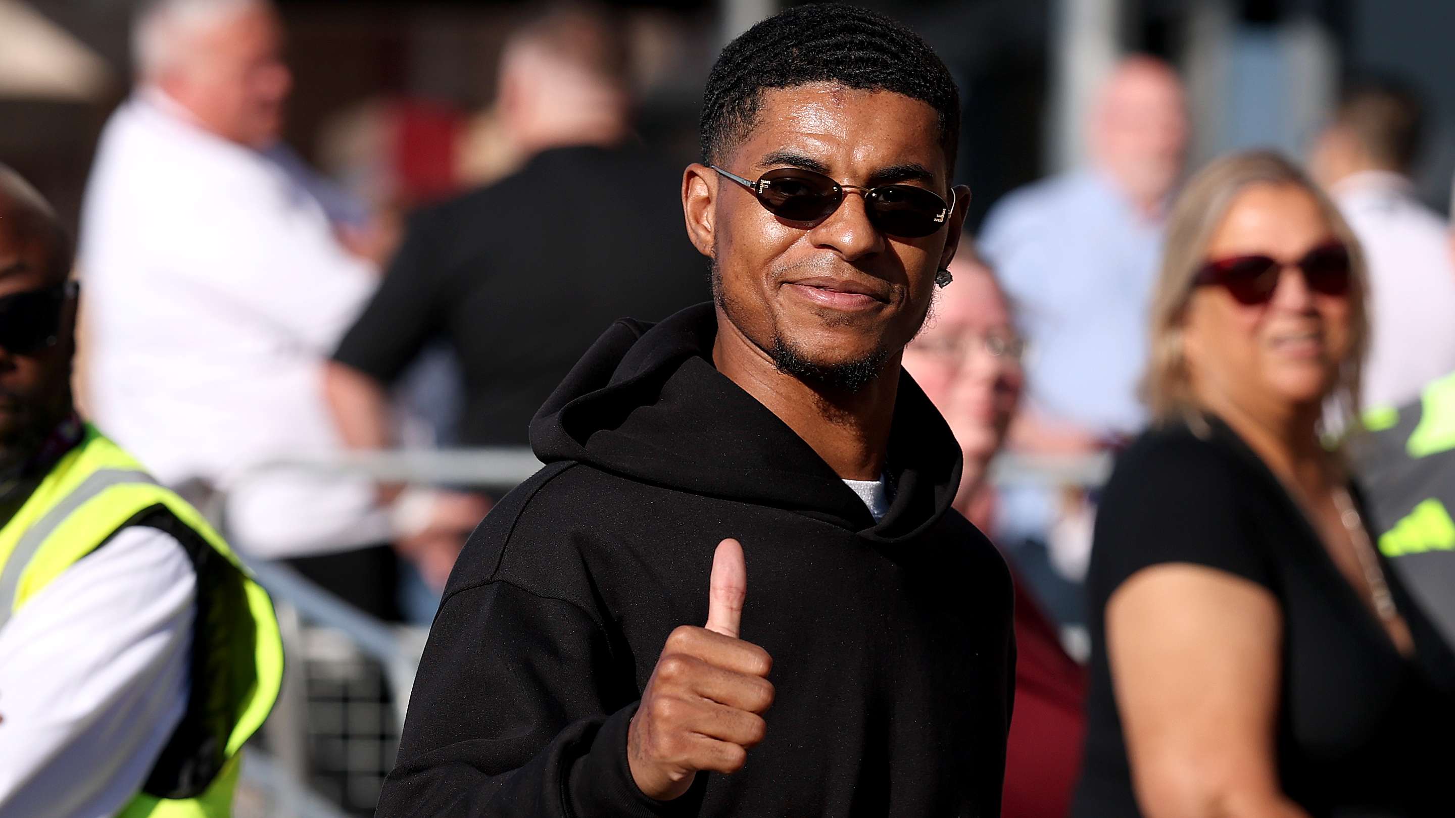 📽️ | Rashford arrives at Barcelona HQ ahead of loan move  