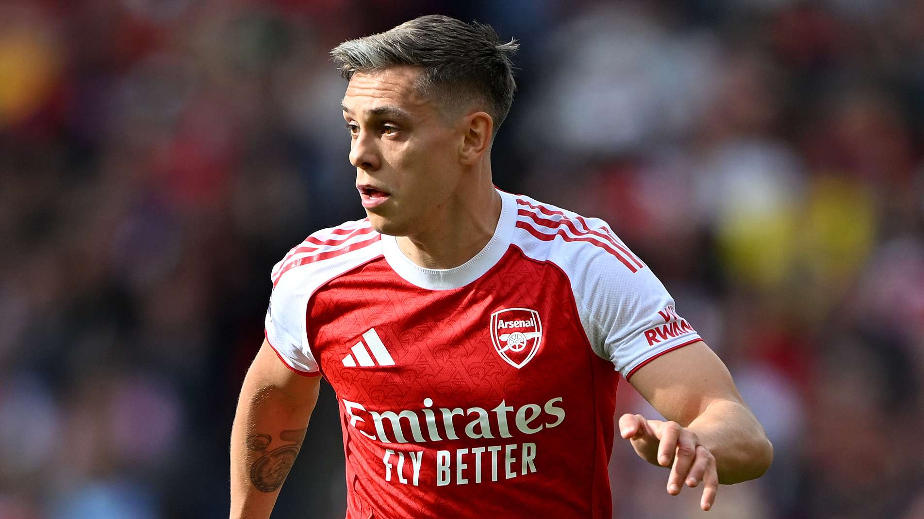 Trossard drops transfer hint as Arsenal fans predict summer move  