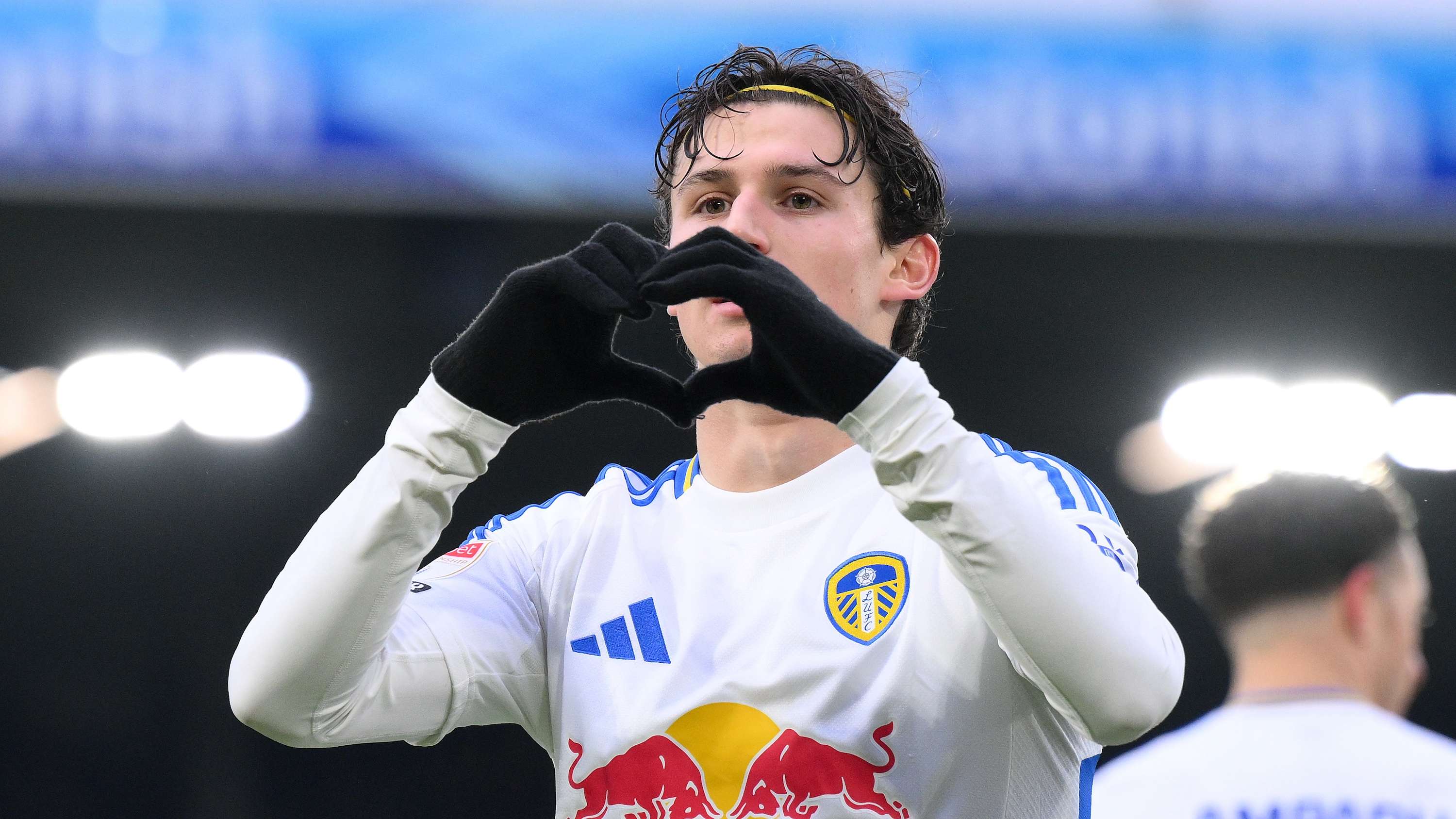 ‘Absorb pressure’ - USMNT star Aaronson told what Leeds need  