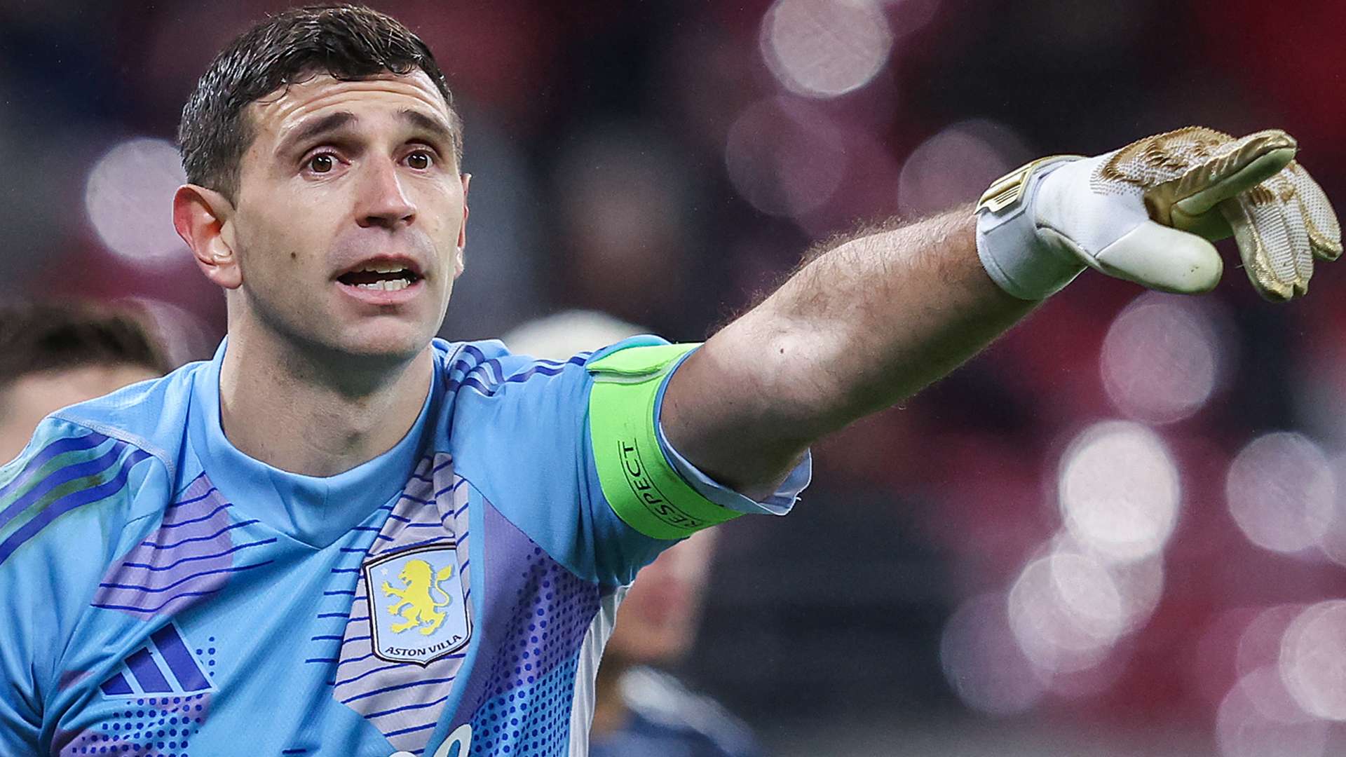 Martinez could help Man Utd land alternative goalkeeper target!  