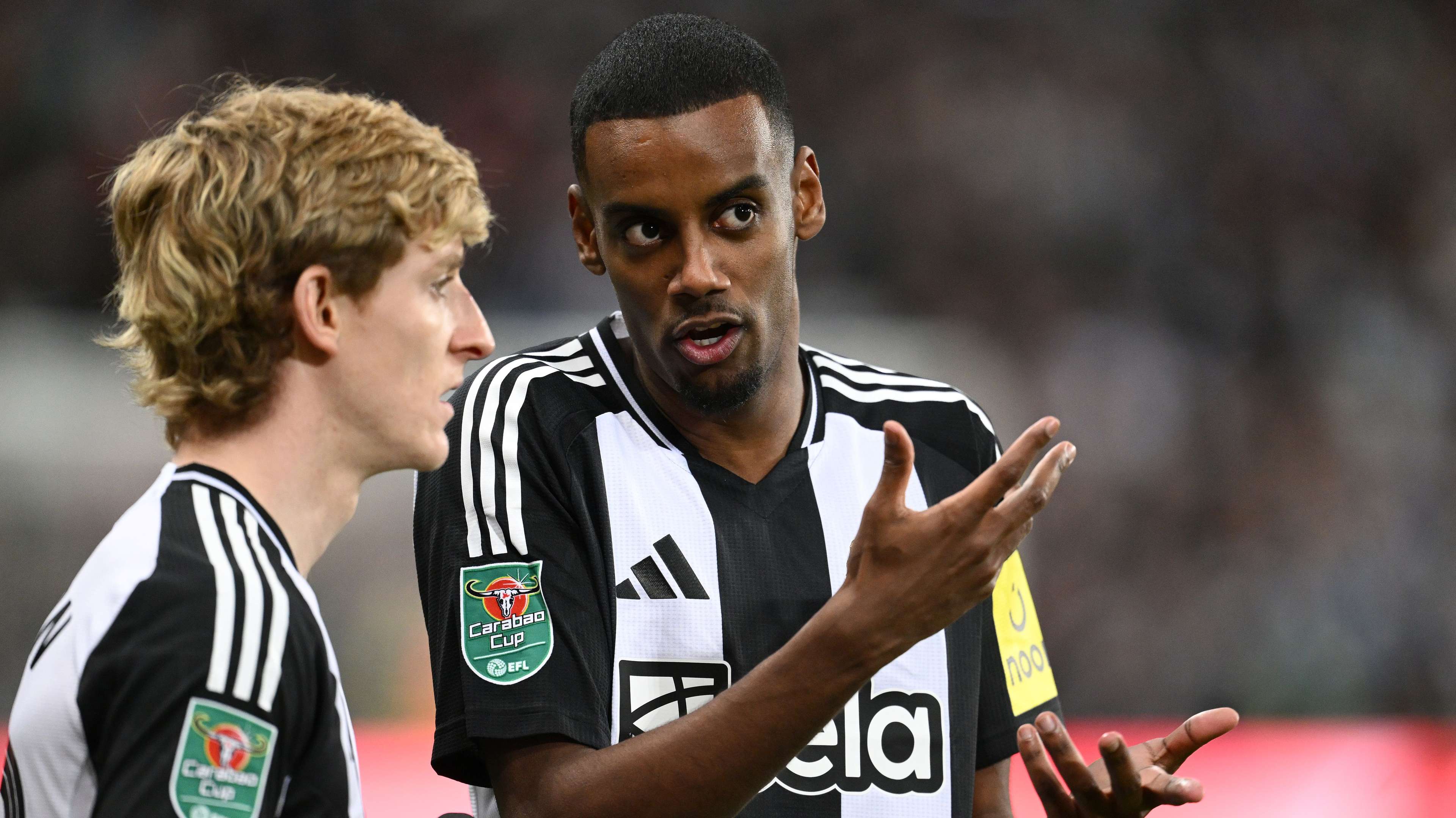 Gordon reveals sympathy for Isak amid Liverpool interest  