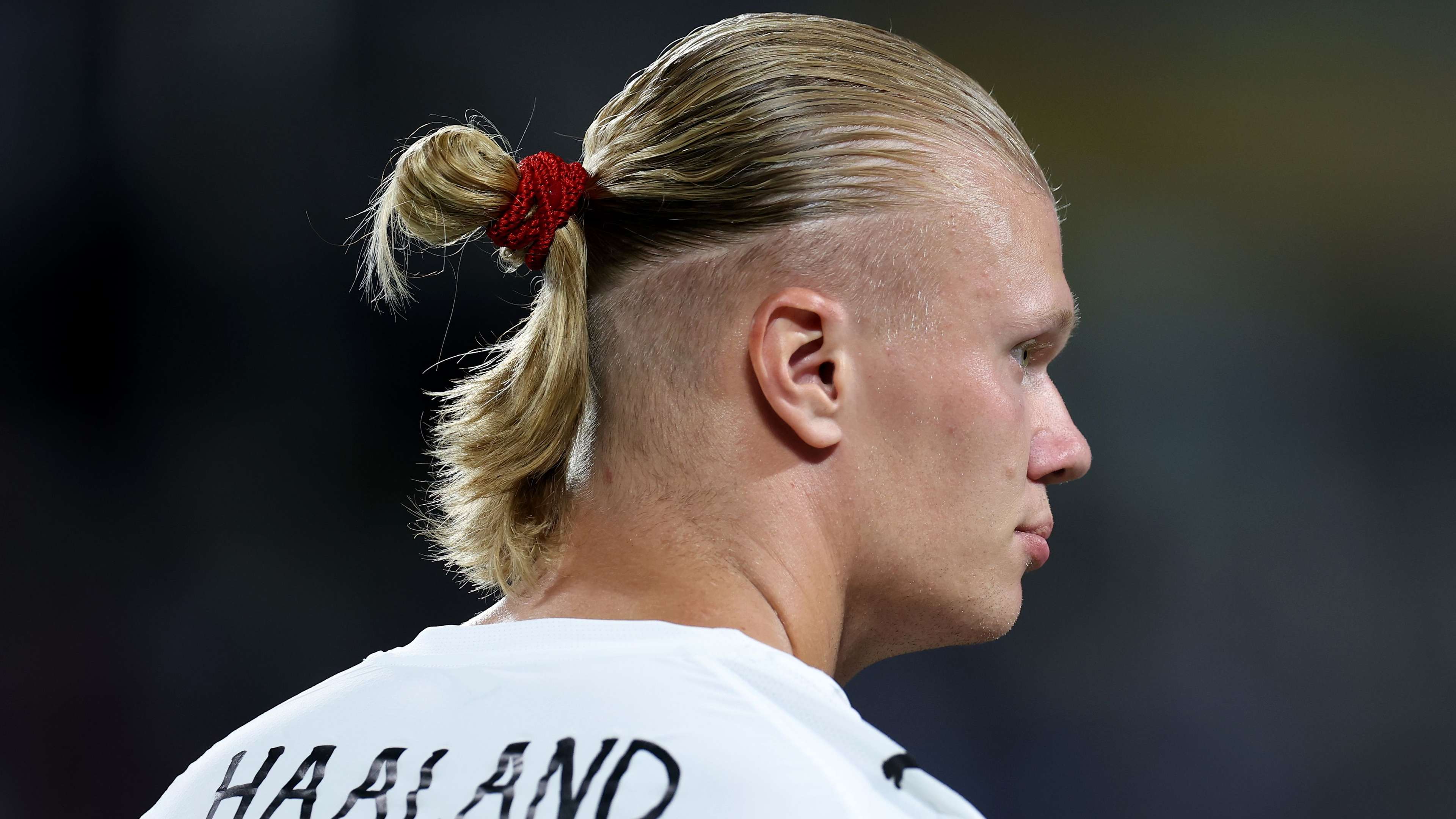 Haaland shows off fresh look ahead of new campaign  