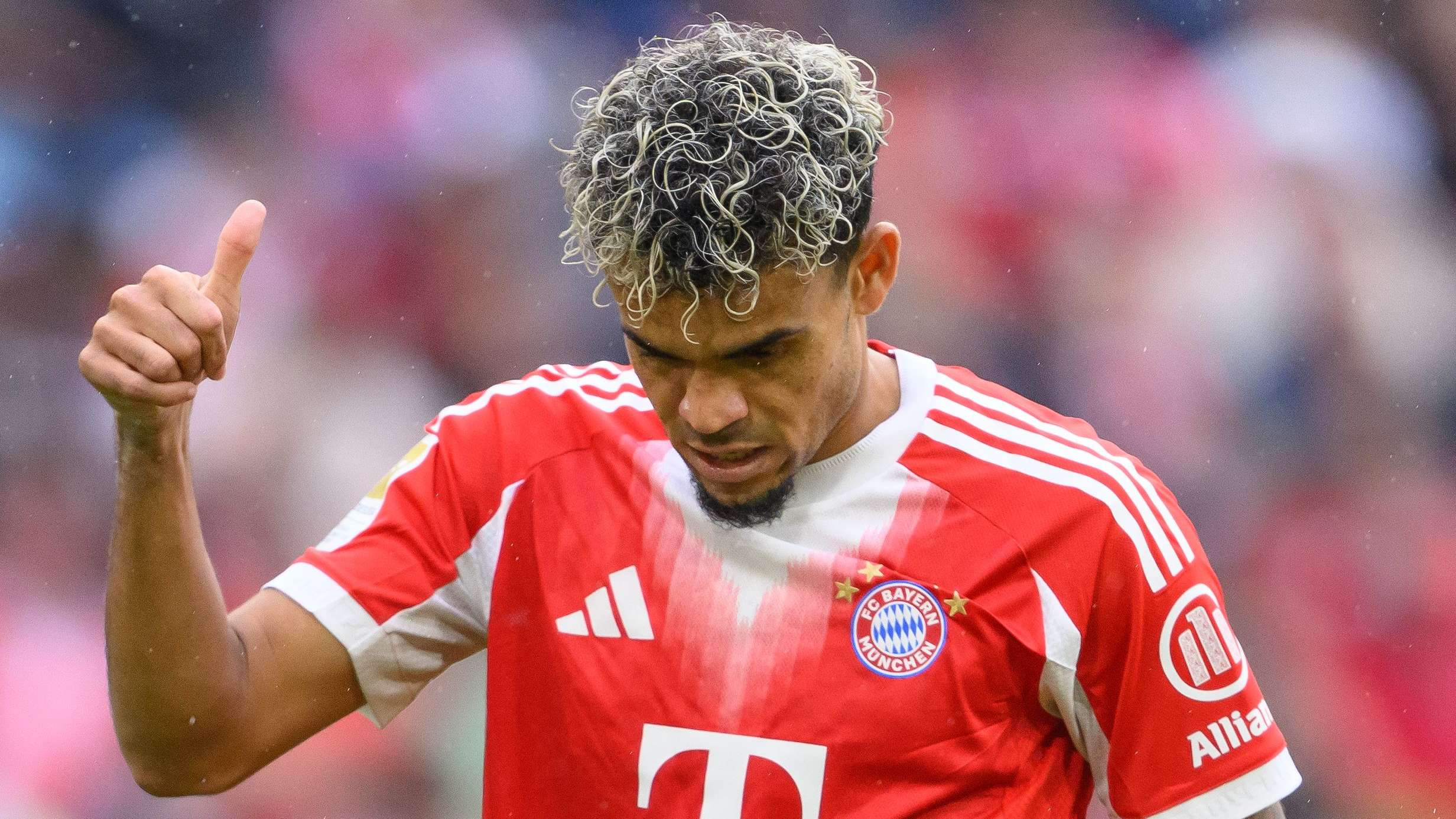 'Need time to integrate' - Diaz gives assessment of Bayern debut  