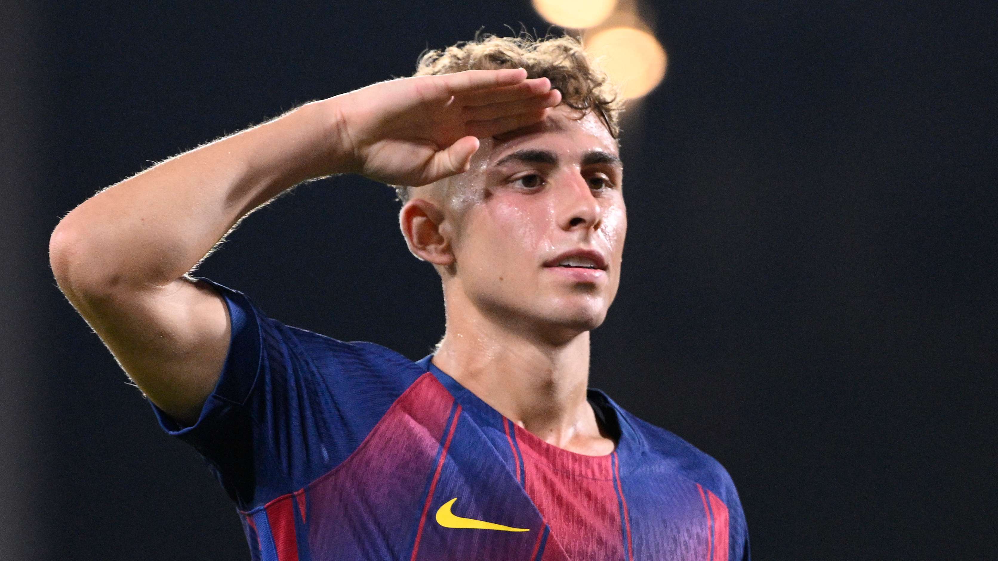 Chelsea make €40m bid to sign Barcelona's Fermin  