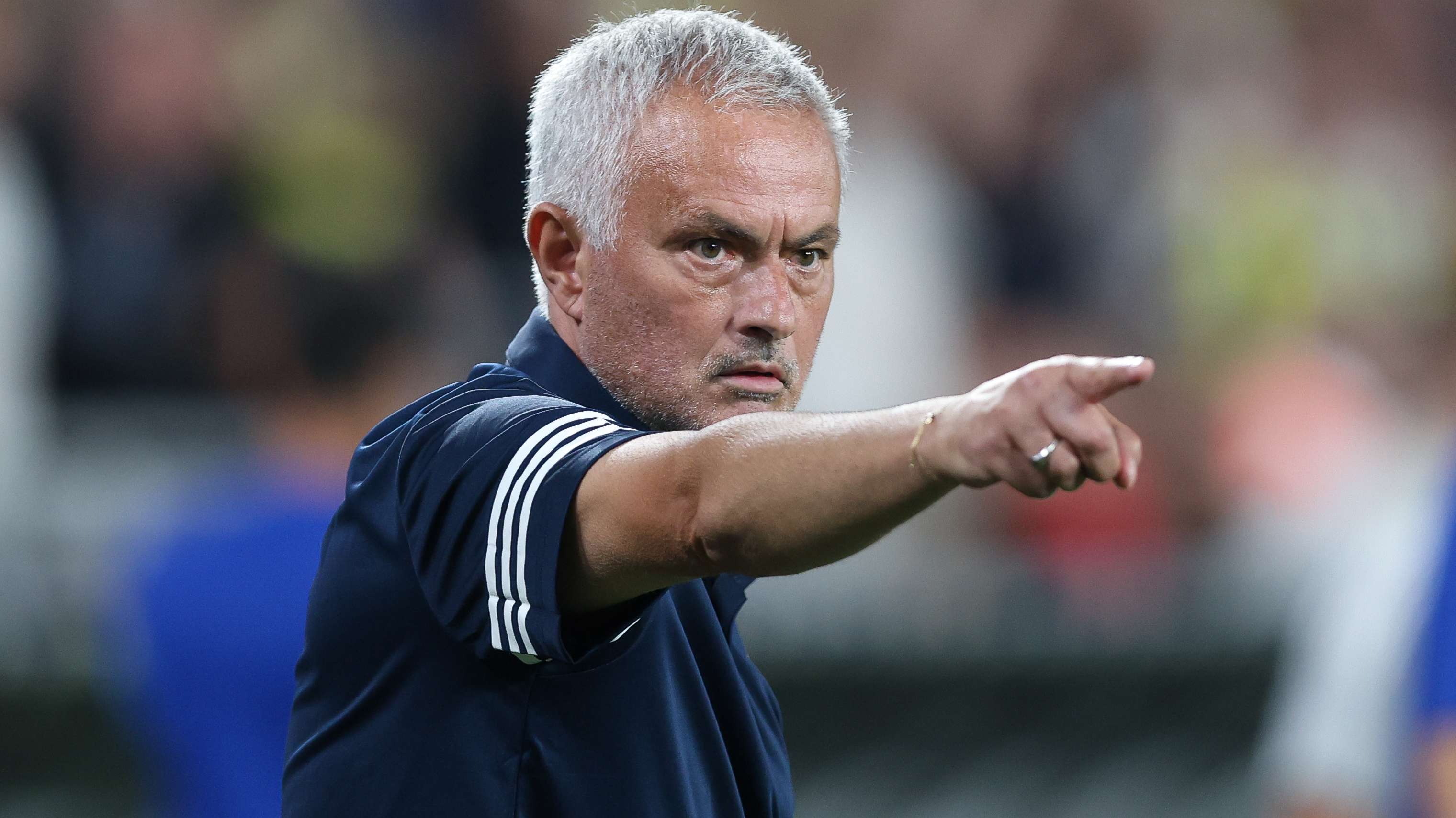 West Ham star set to sign for Mourinho's Fenerbahce  