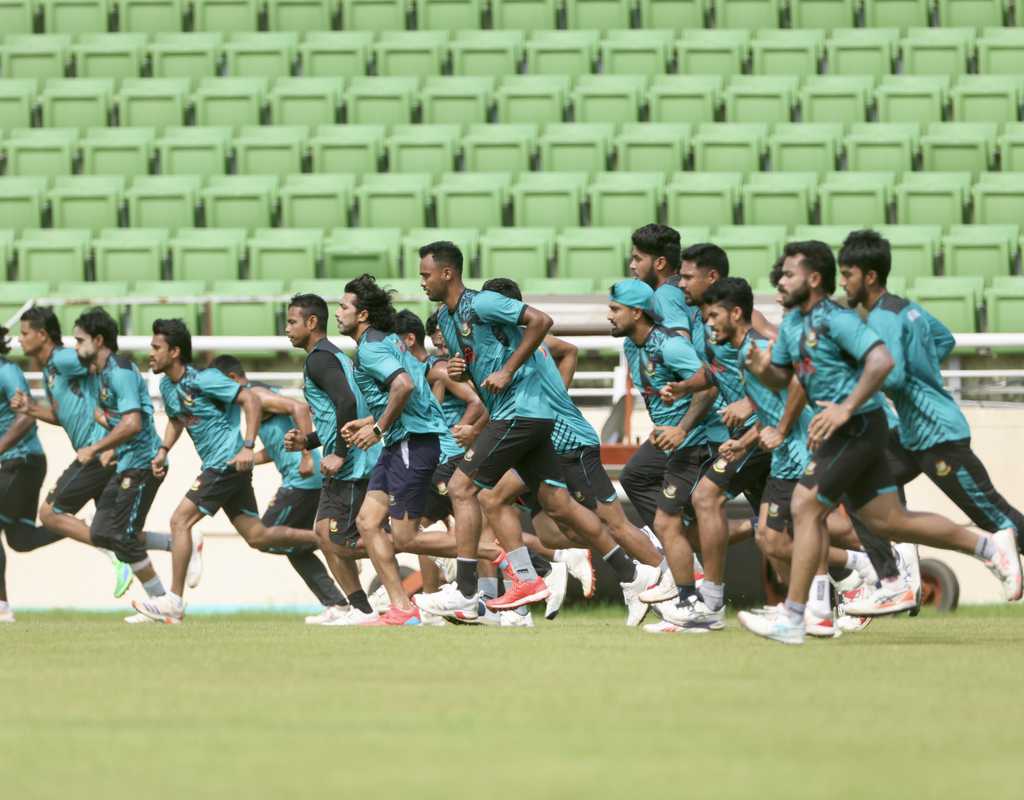 Kiely not reading too much into Bangladesh fitness test setbacks  
