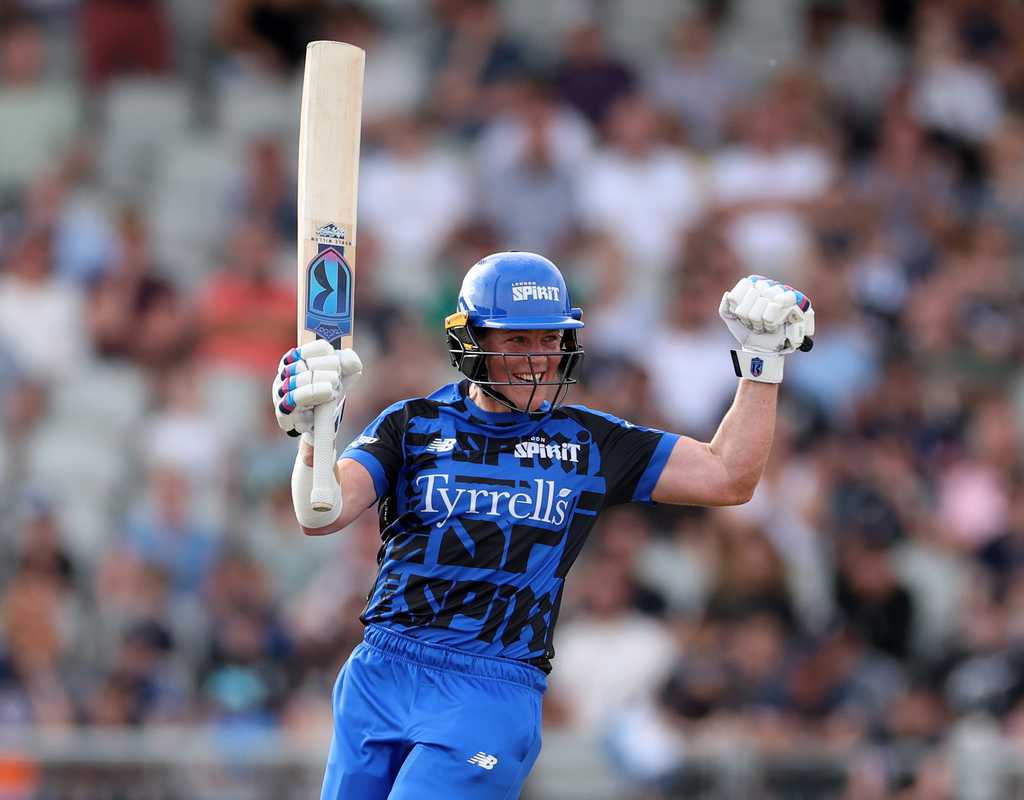 Harris stars as London Spirit make it three in three  