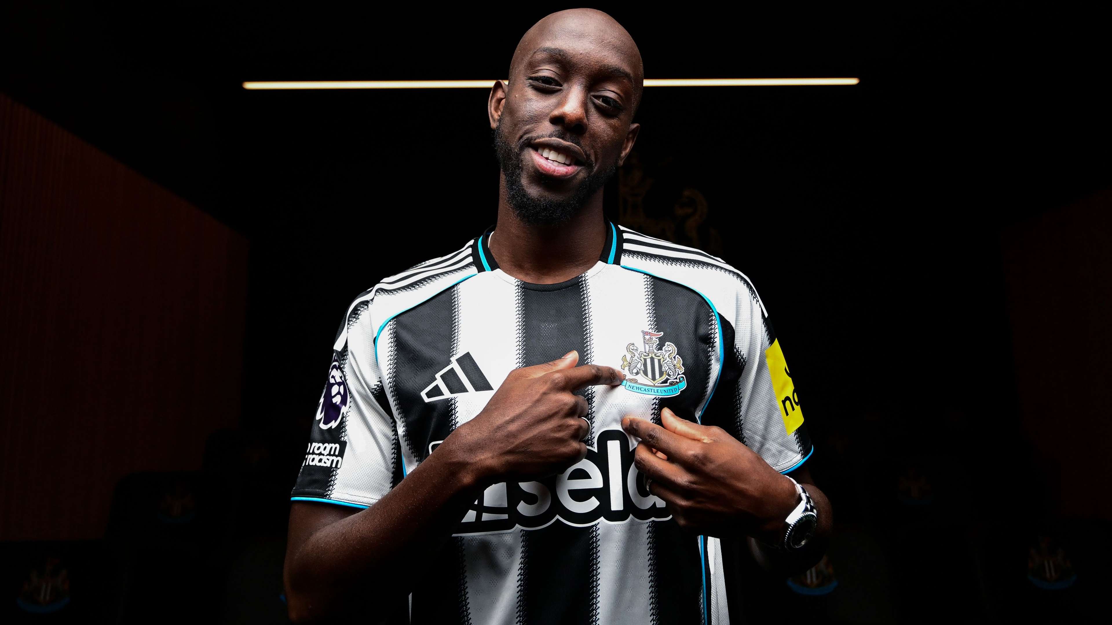 Brentford star backs Wissa over Newcastle move  