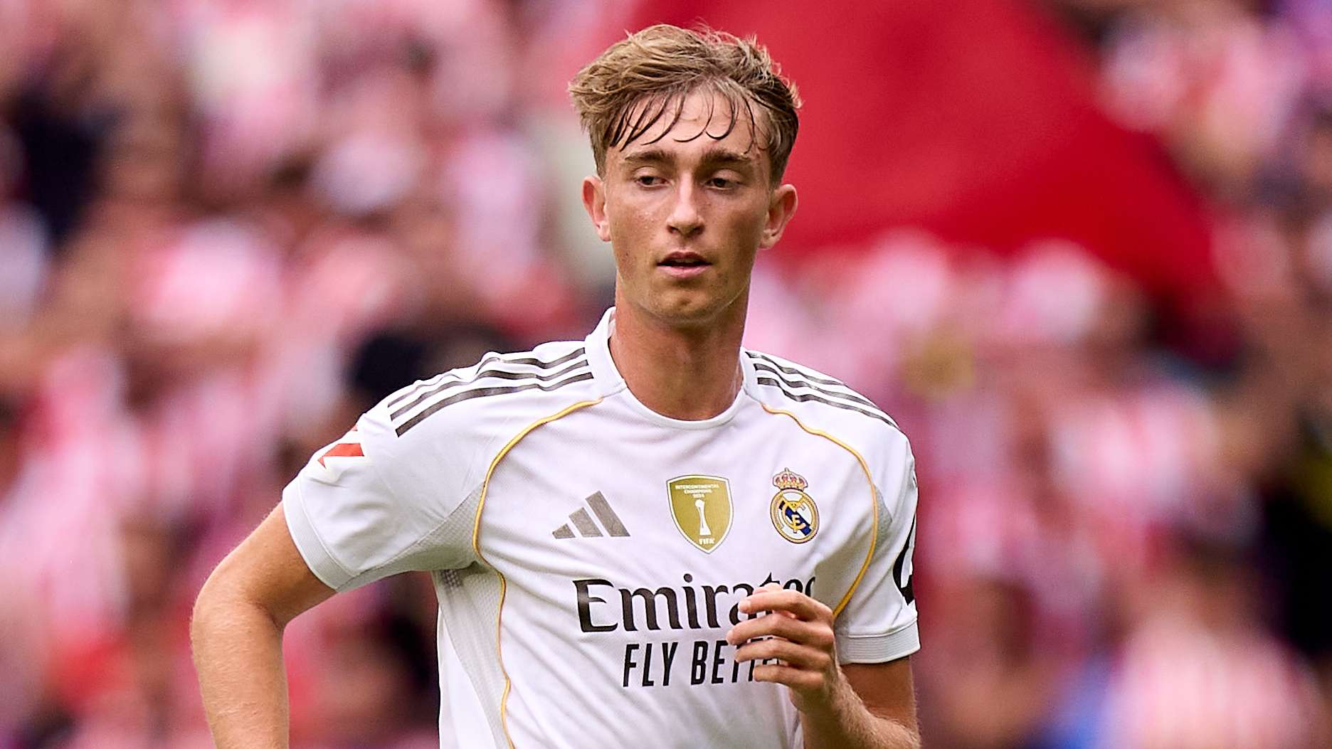 Huijsen's dad reveals 'total shock' and 'brutal' treatment over transfer  