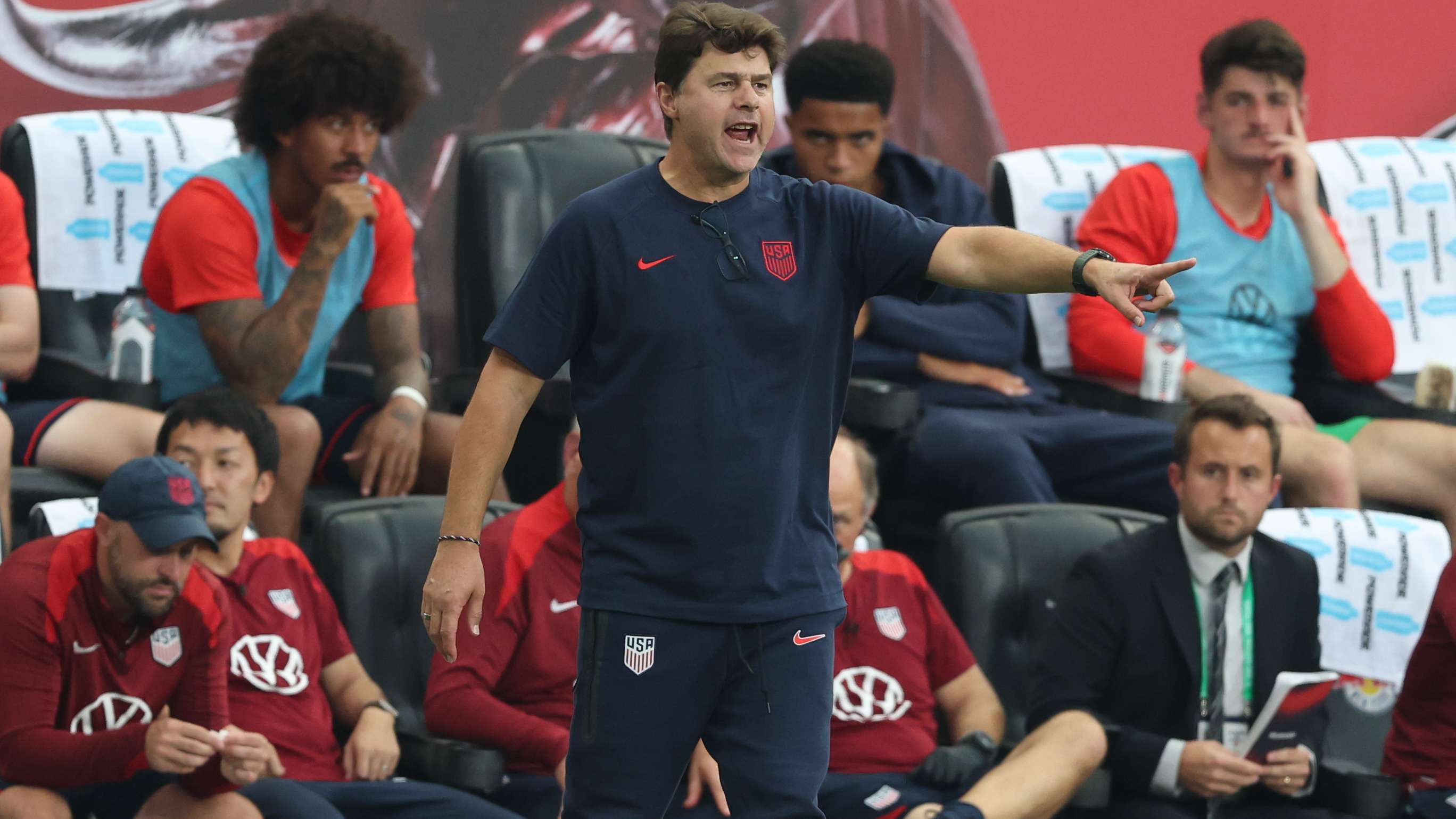 'This is a failure' - Davies calls out Pochettino's decisions  