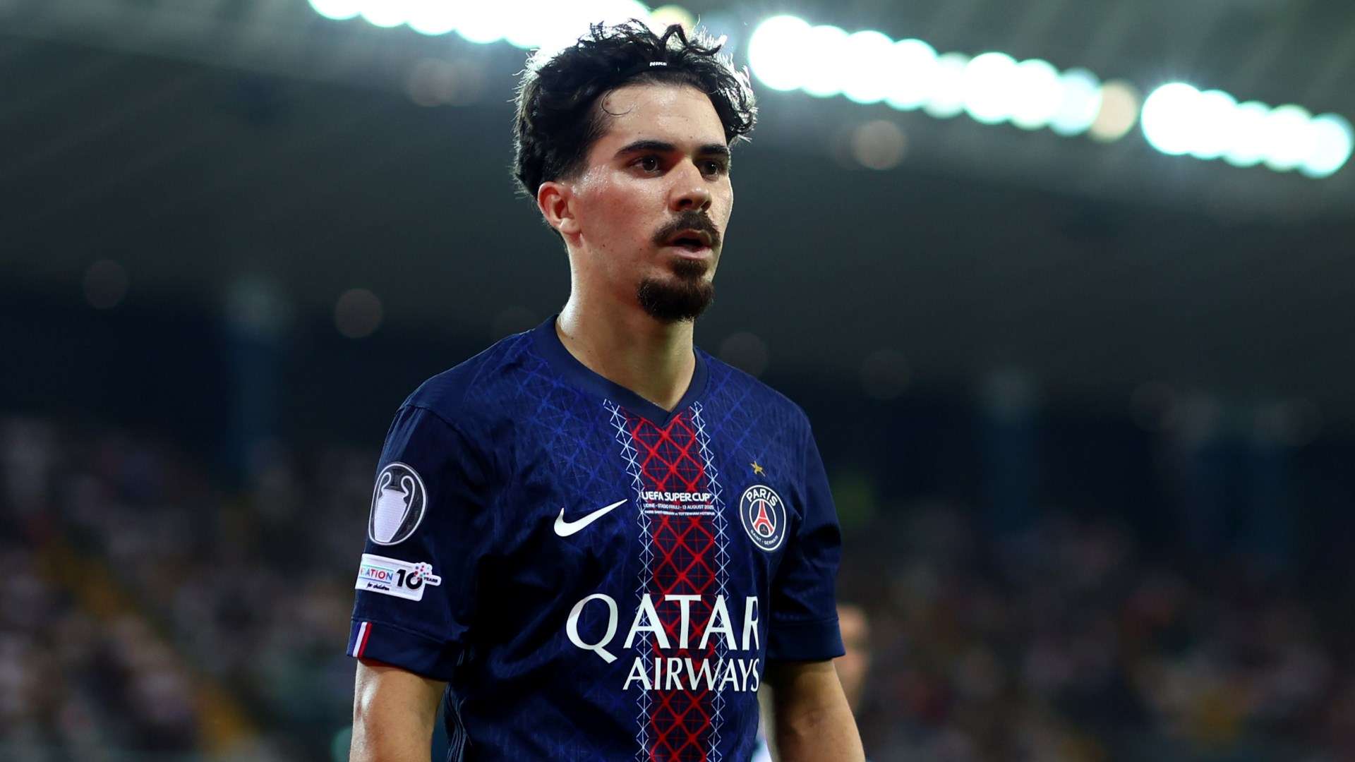 'Phenomenon' Vitinha compared to Barcelona and Spain legend  