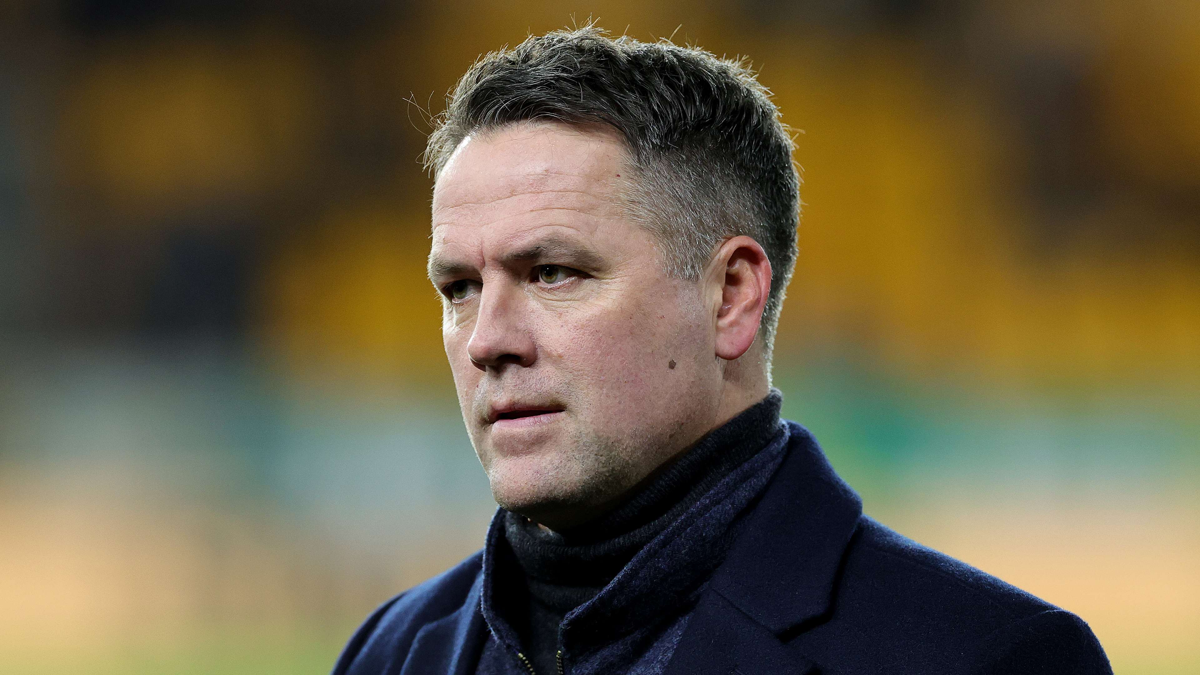 Man Utd legend calls out 'embarrassing' Rooney & Neville  
