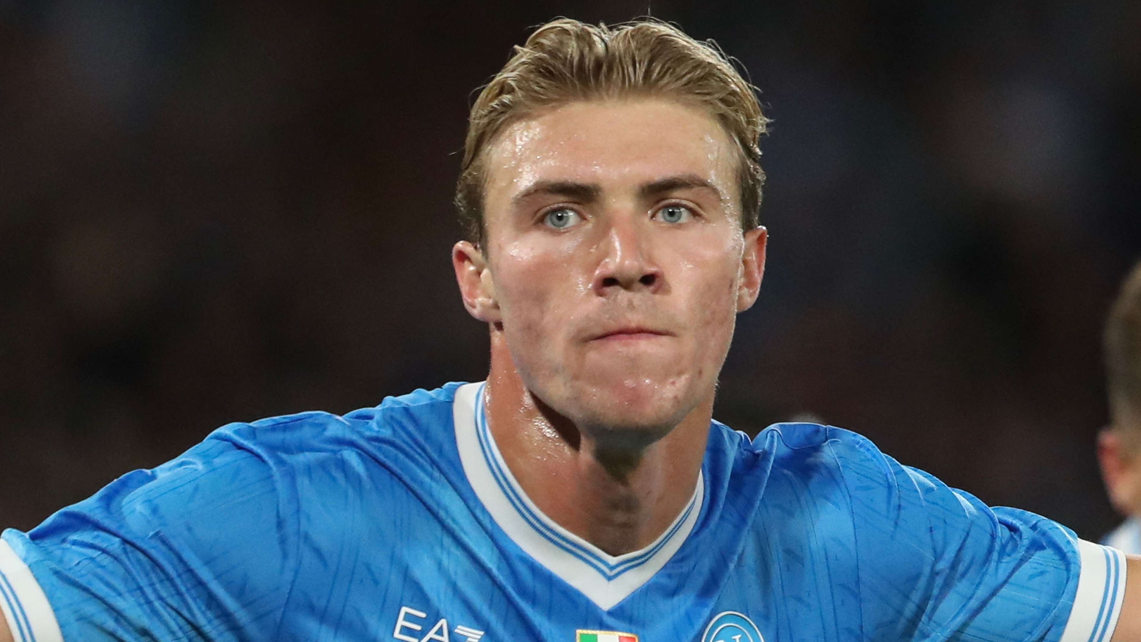 Denmark boss aims dig at Man Utd over Rasmus Hojlund treatment  