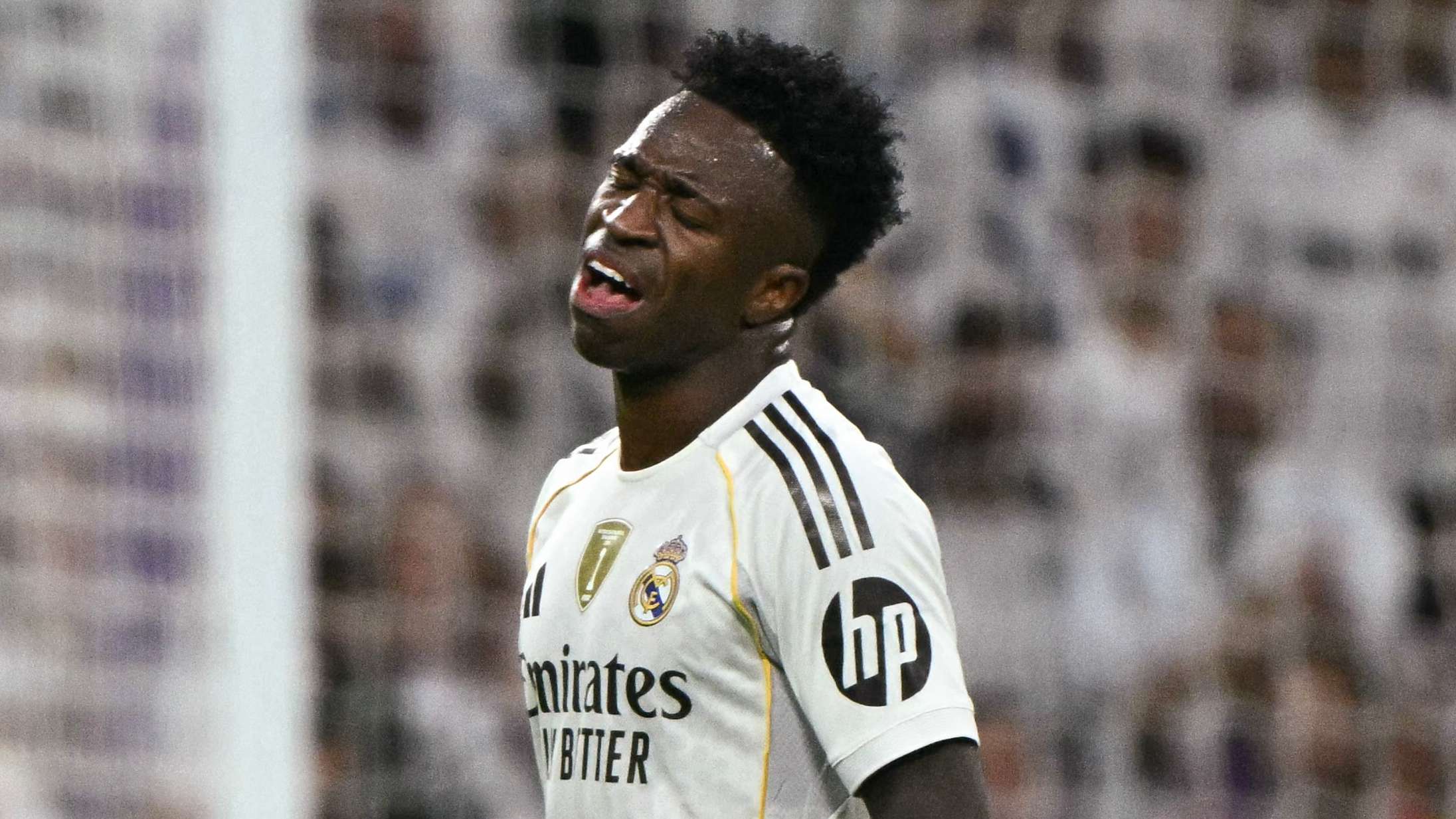 Kroos defends Vini Jr's temper tantrum after Clasico substitution  