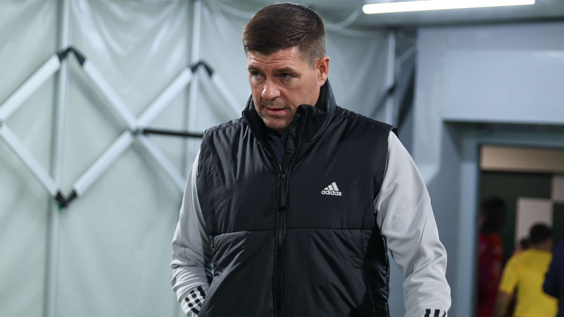 Gerrard turned down Rangers over 'laughing stock' fears  