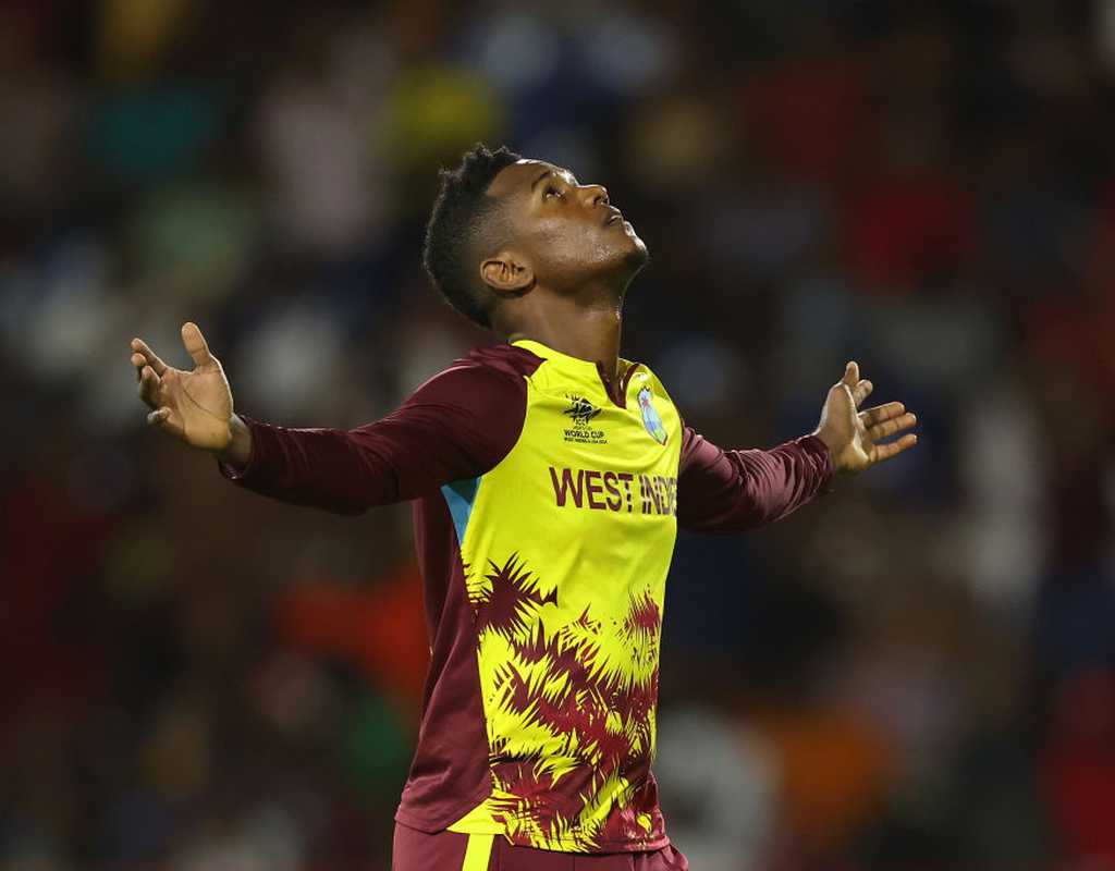 Akeal 'surprised' to not see Rishad bat in super over  