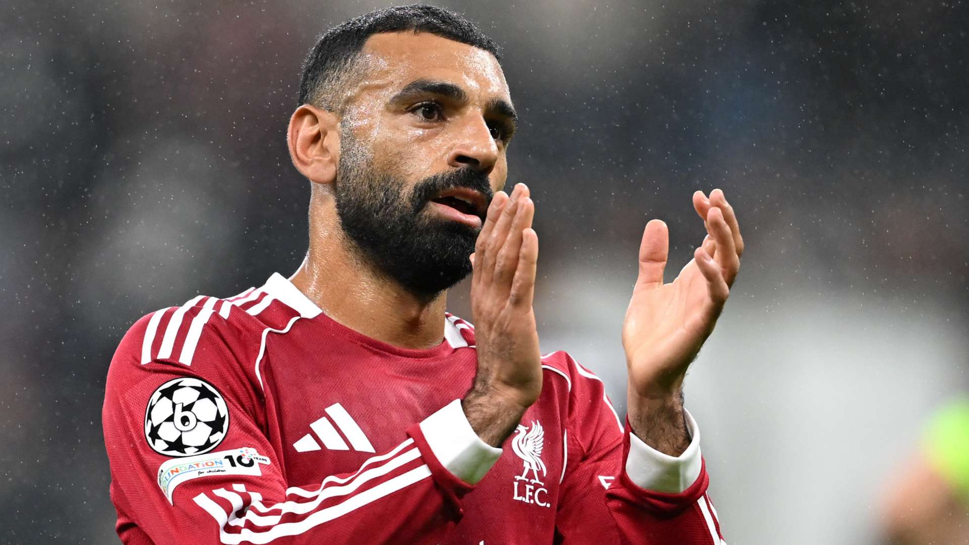 Sell Salah? Ex-Liverpool star explains why transfer is possible  