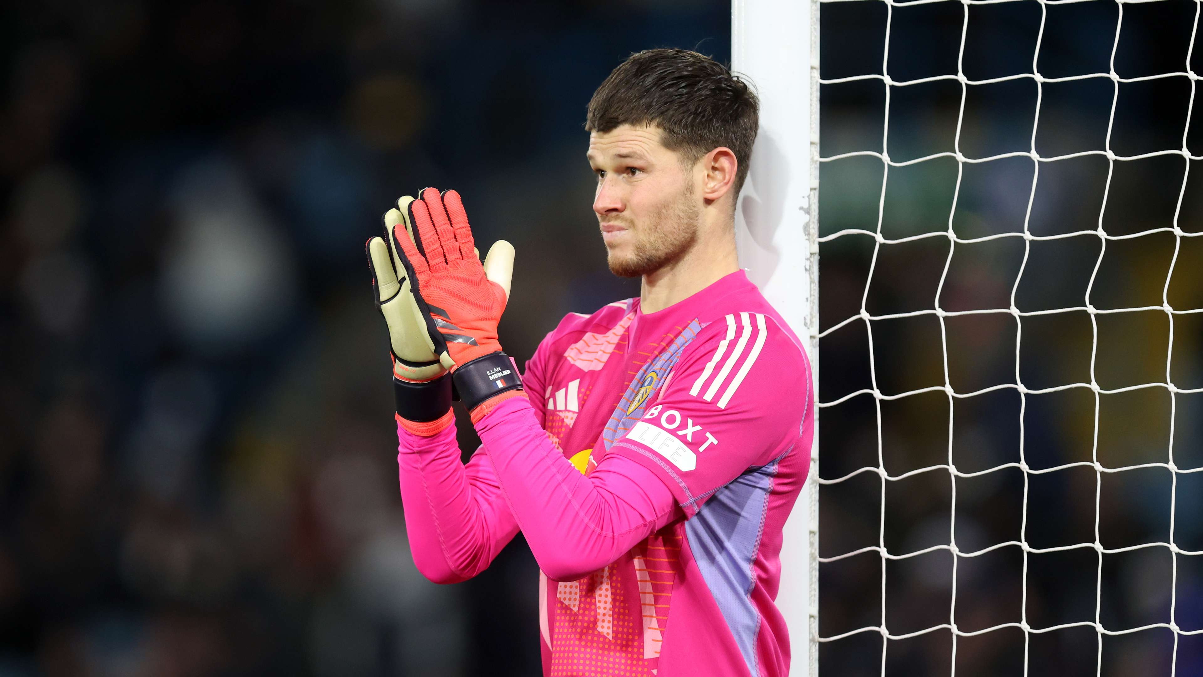 Ligue 1 side eyeing January swoop for Leeds misfit Meslier  