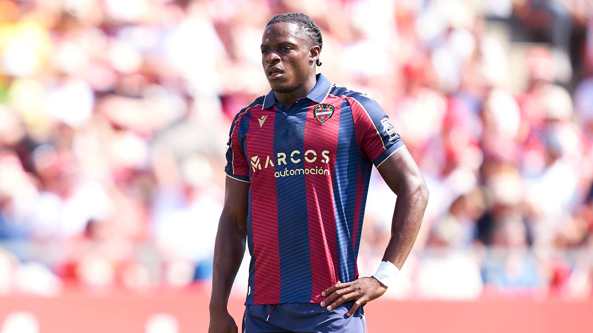 Levante reject bid for star striker amid Barca and Chelsea interest  
