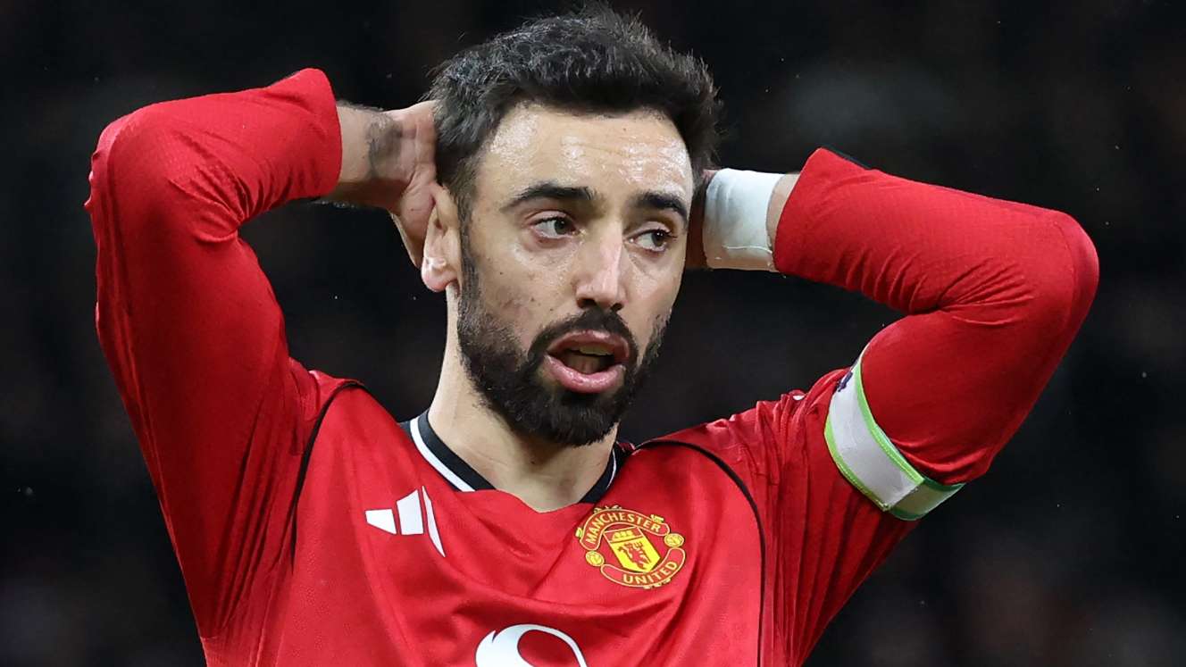 'Hurt' Fernandes claims Man Utd wanted to sell him to Saudi  