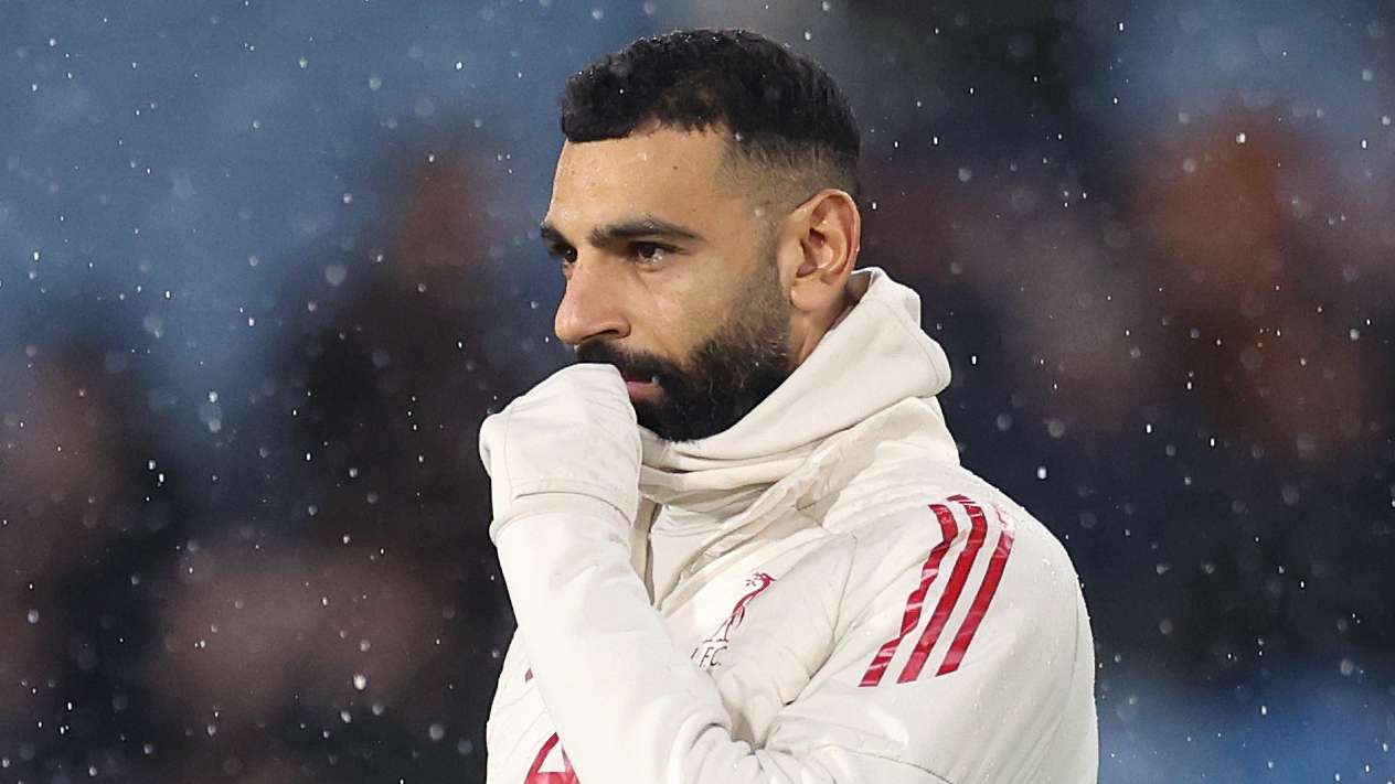 Ex-PL striker names shock winger as potential Salah replacement  