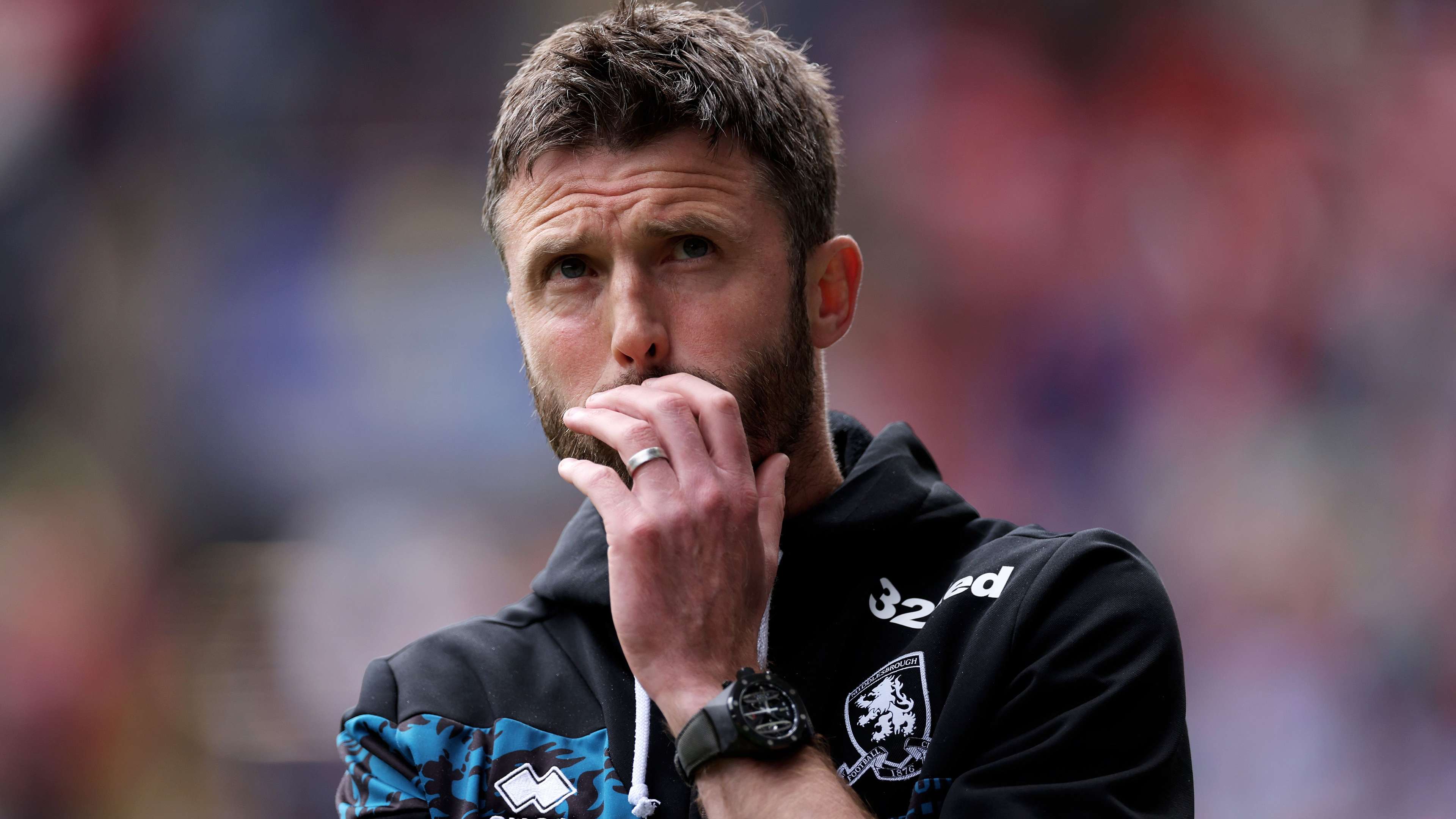 Man Utd legend the early frontrunner to take control until summer  