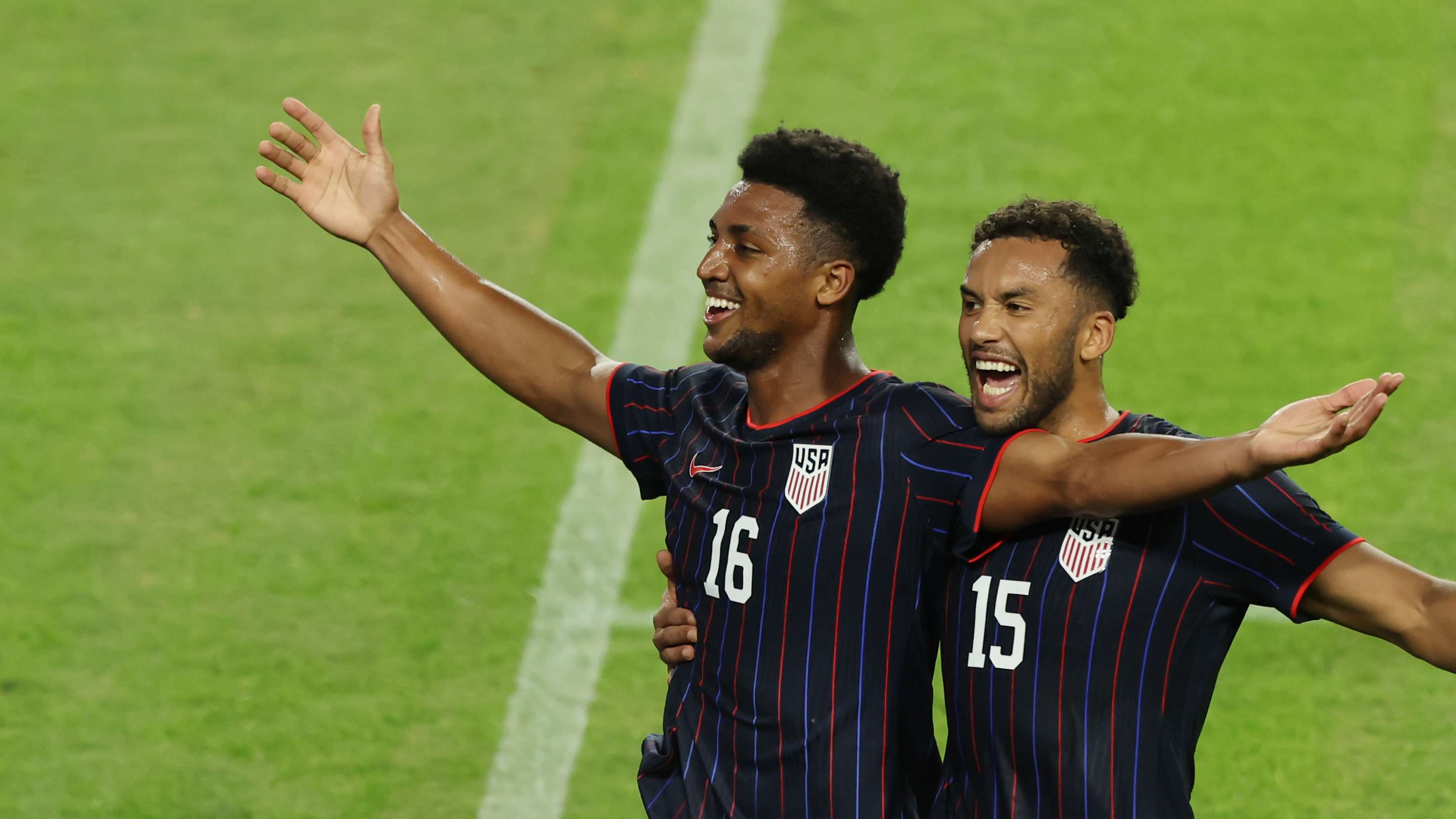 Villarreal sign USMNT's Freeman from Orlando on six-year deal  