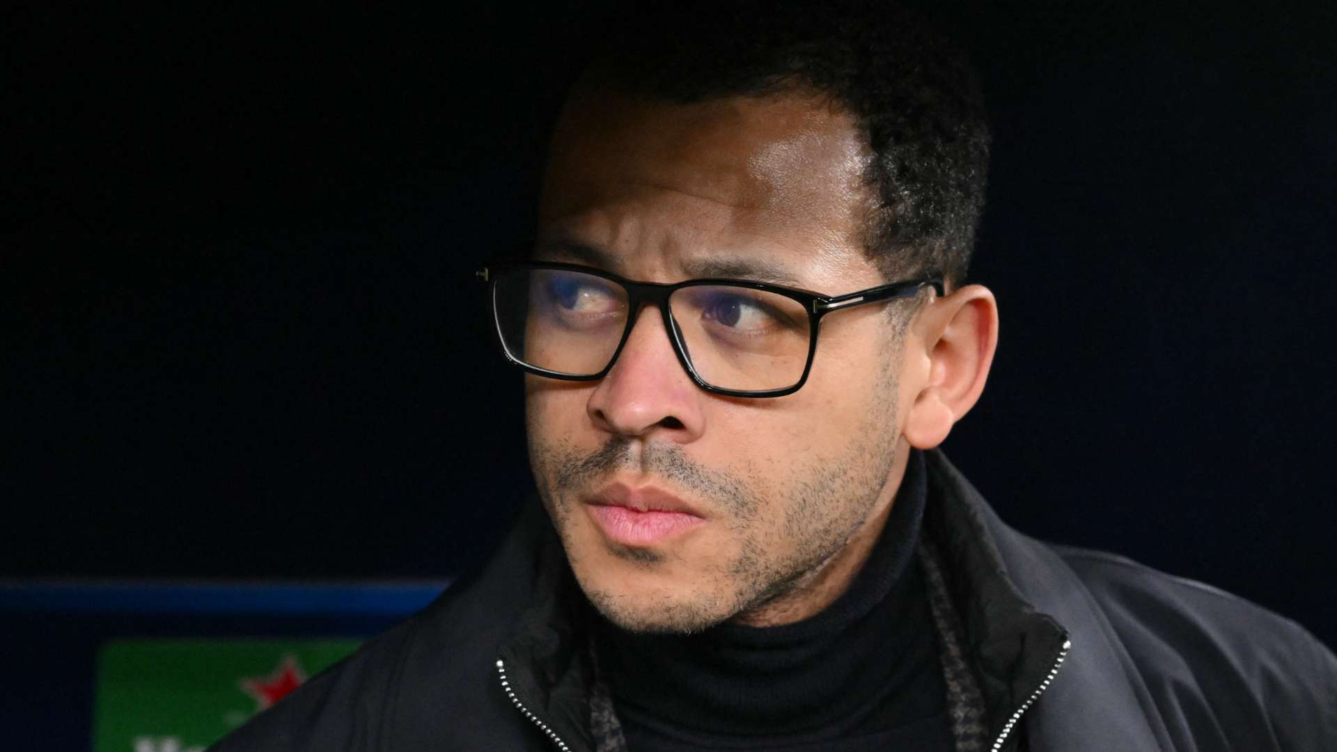 How Rosenior 'showed angry side' as Chelsea manager  