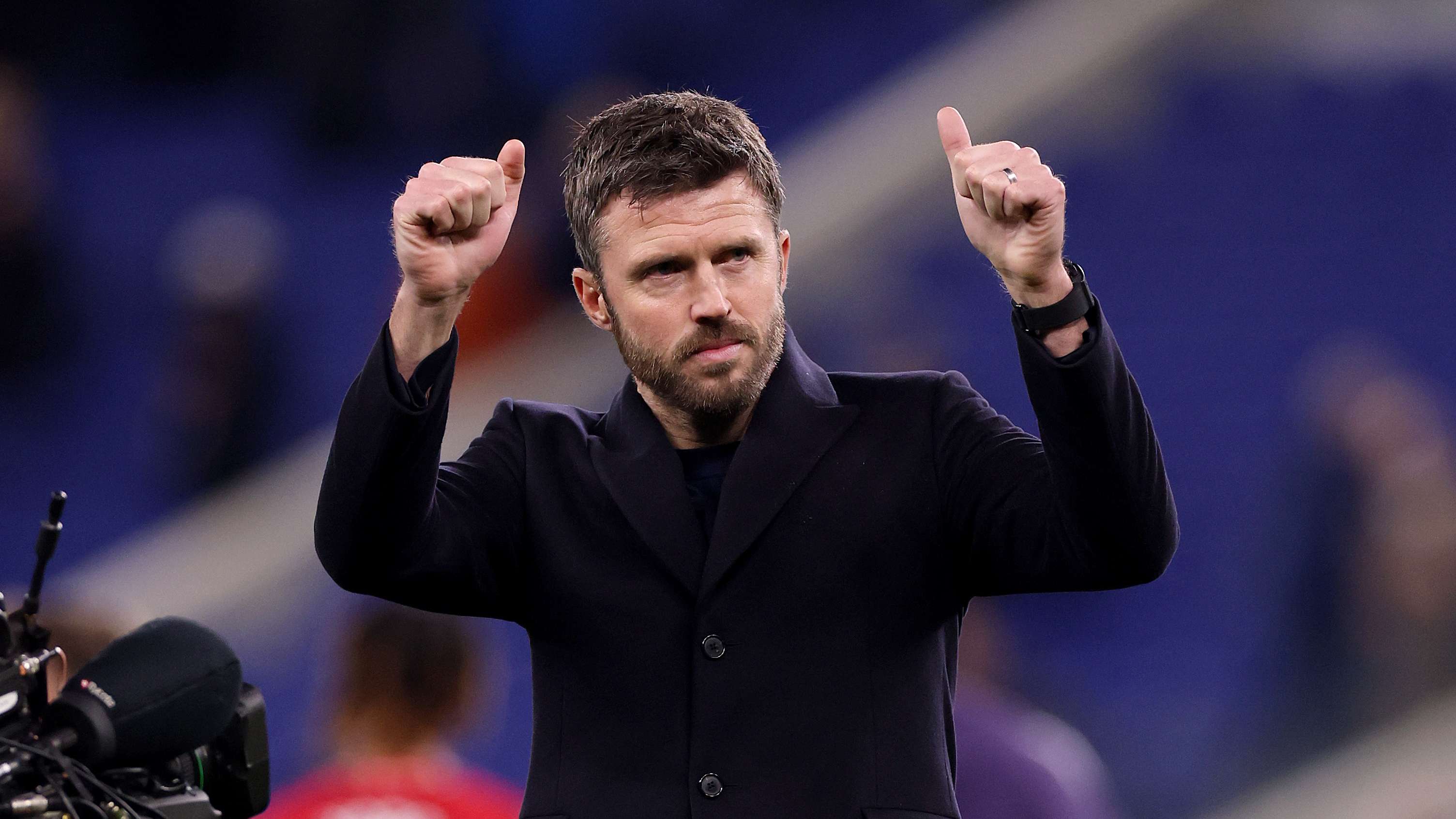 Neville tells Man Utd to 'pursue another manager' despite Carrick resurgence  