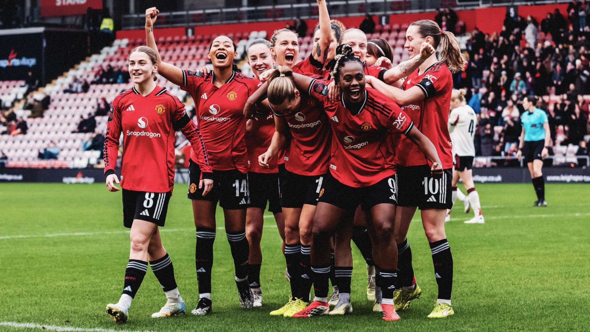 Naalsund double does the business for Man Utd  