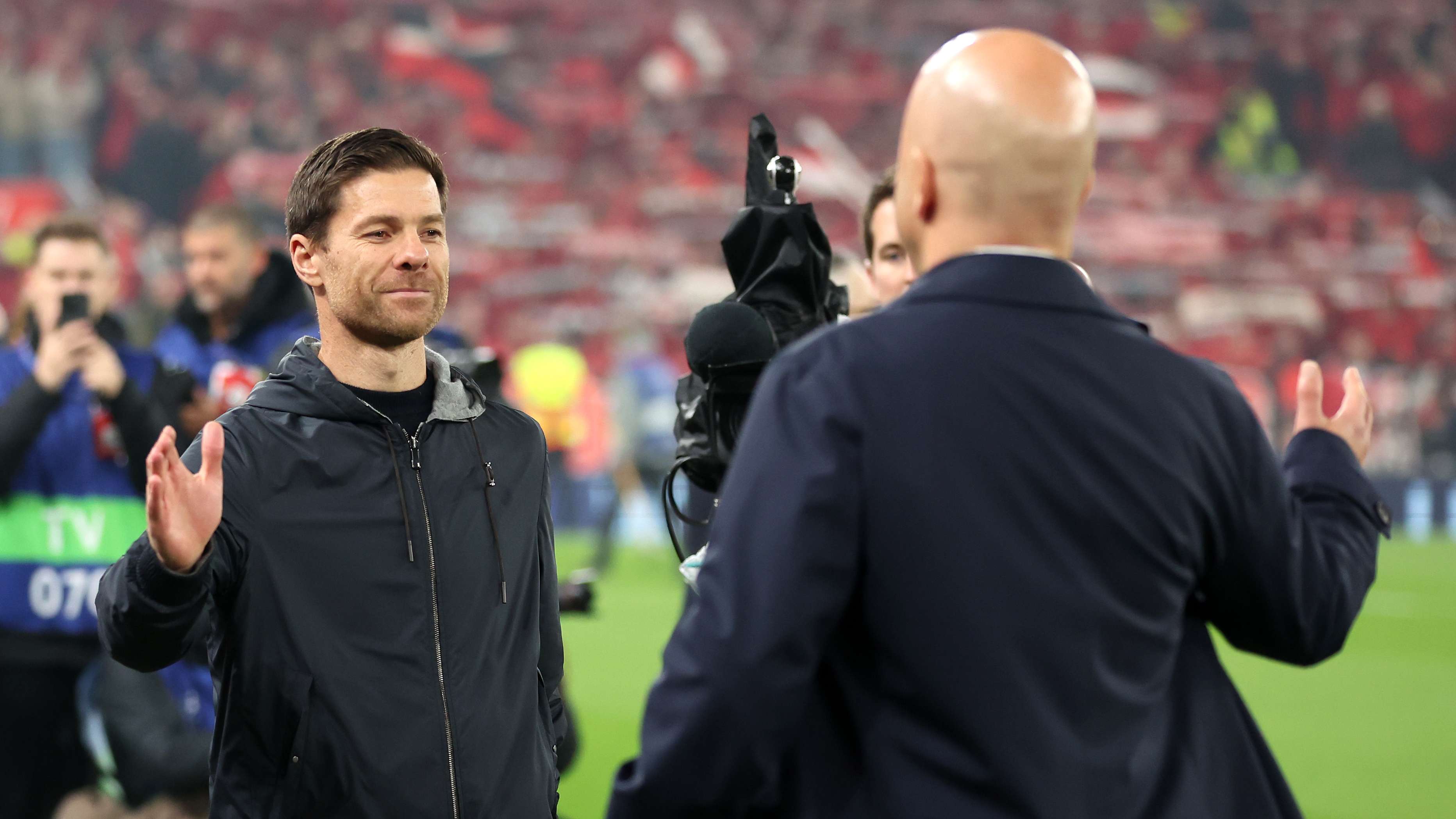 Alonso 'ready' to take managerial reins at Liverpool if Slot is sacked  