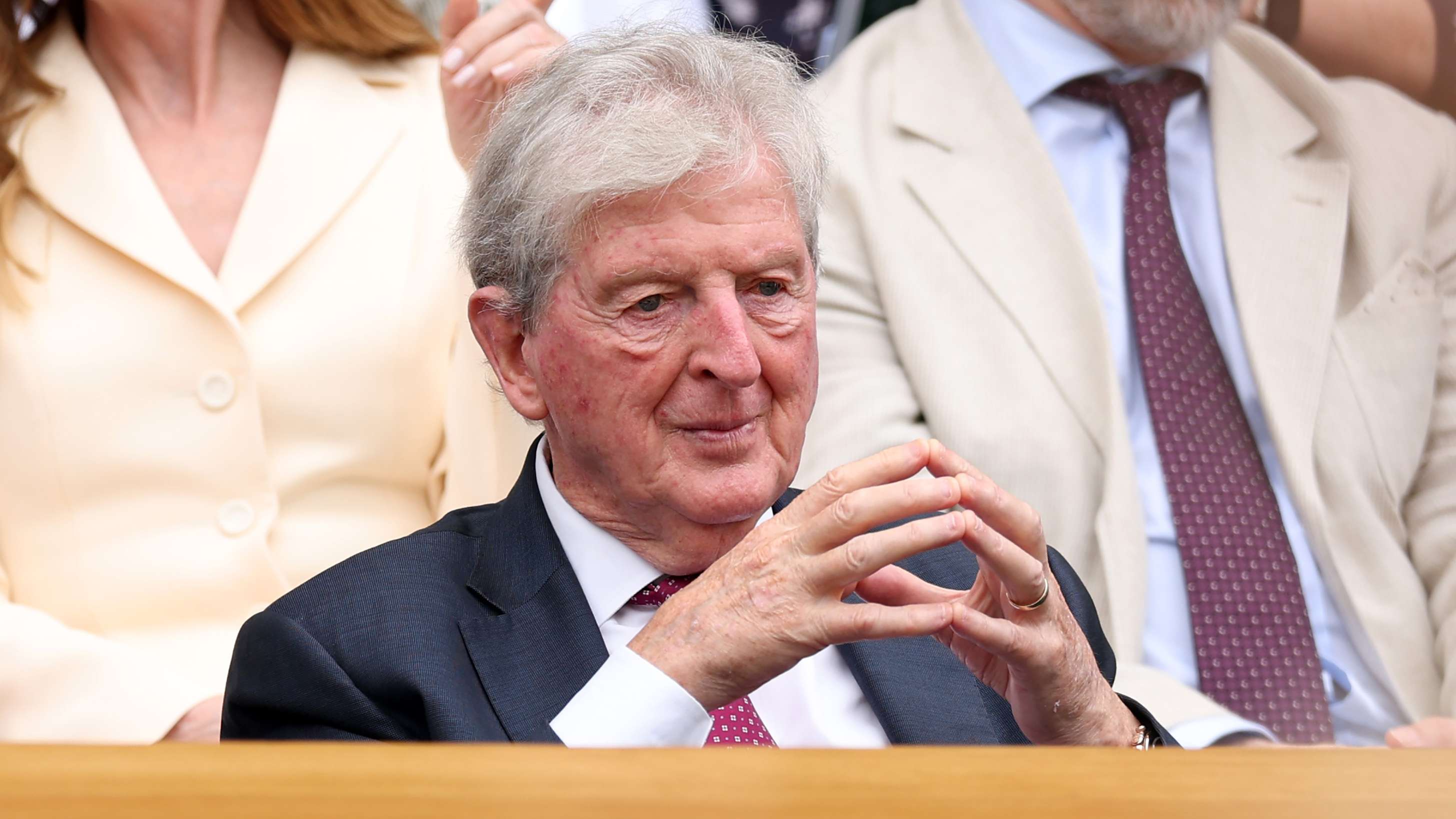 Ex-England & Liverpool boss takes over at Bristol City  
