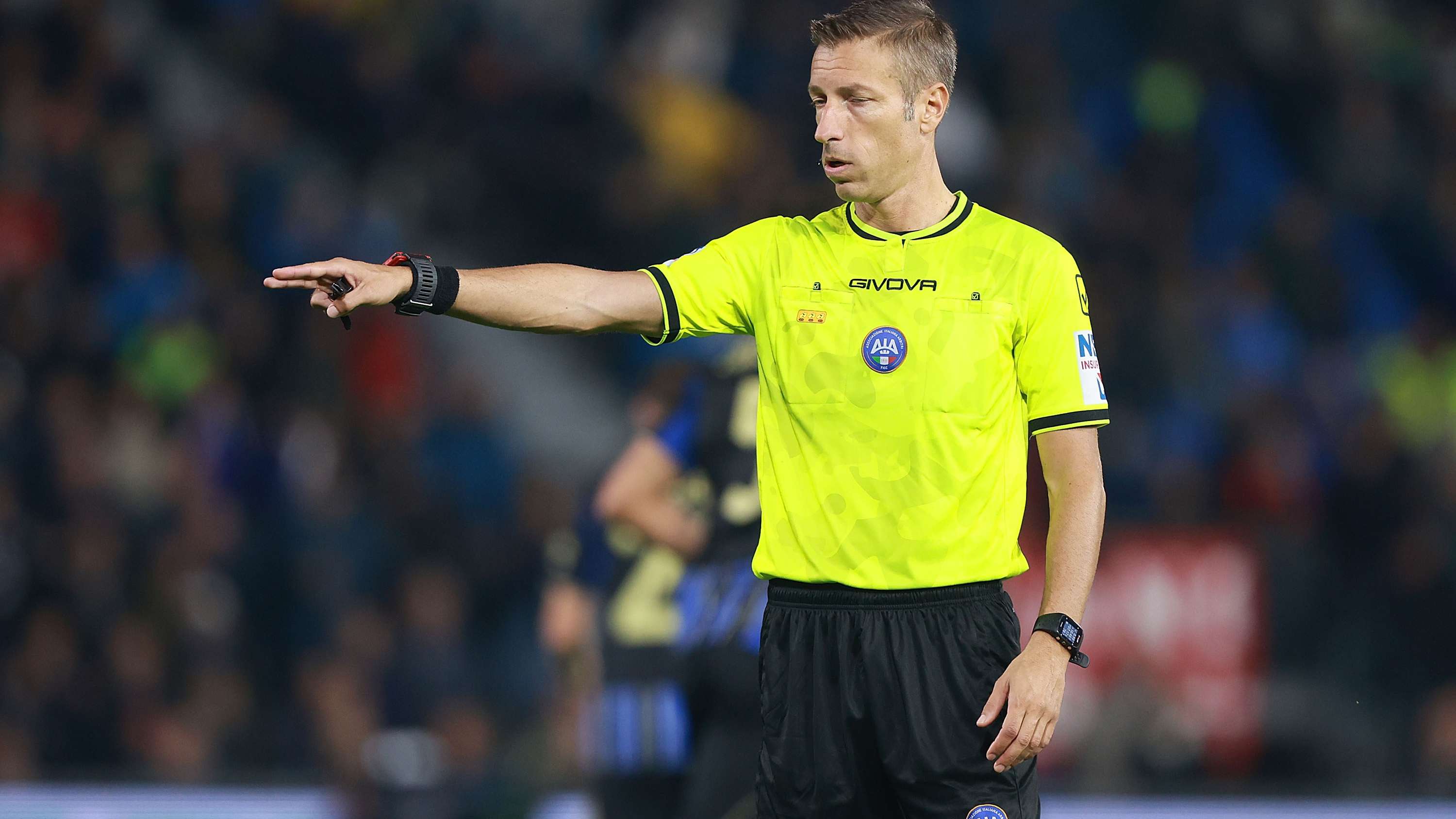 Serie A, referees for matchday 29: Guida for Milan, Manganiello for Inter. Massa to referee Como vs Roma.  