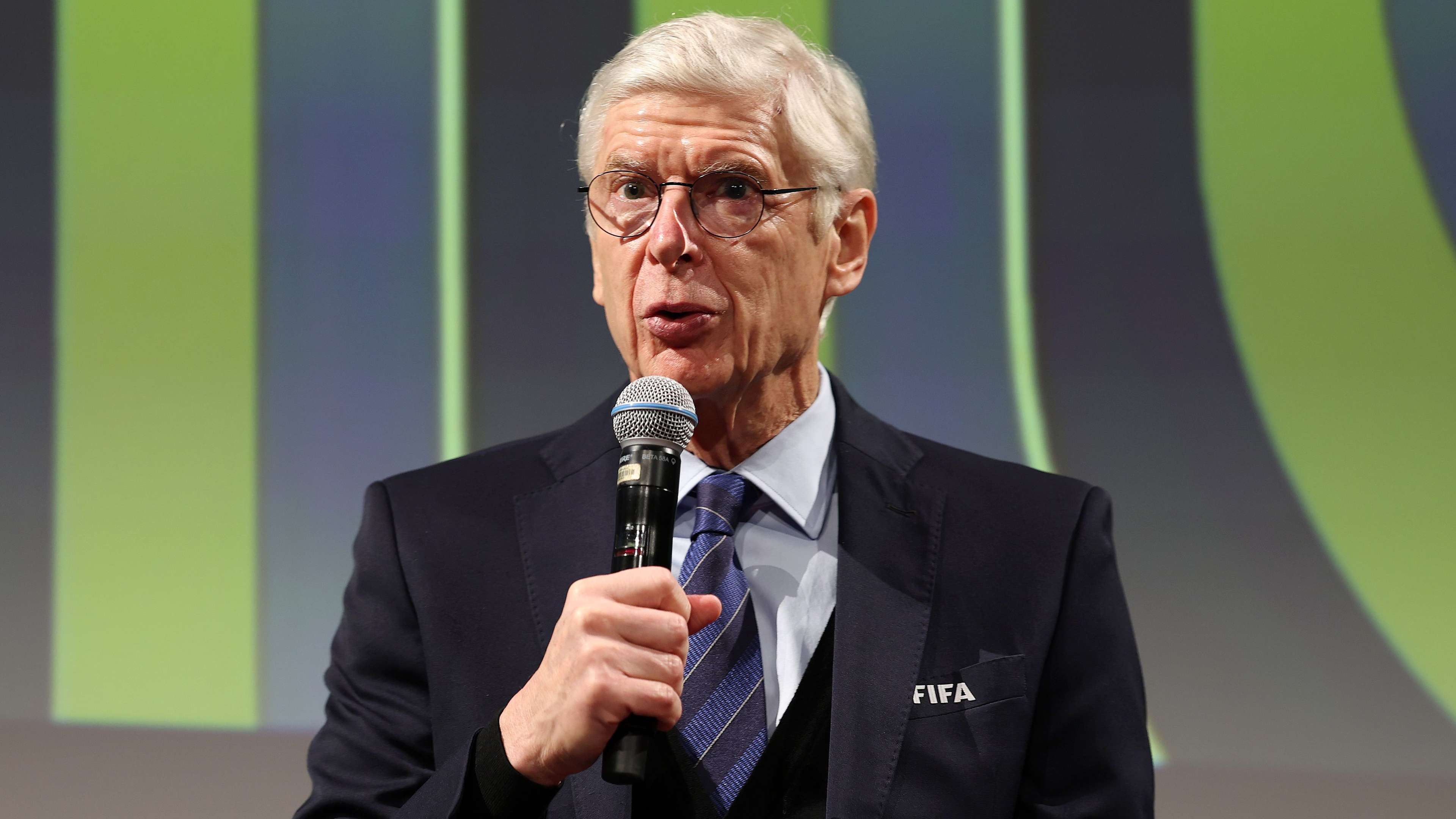 Wenger offside rule gets green light for trial  