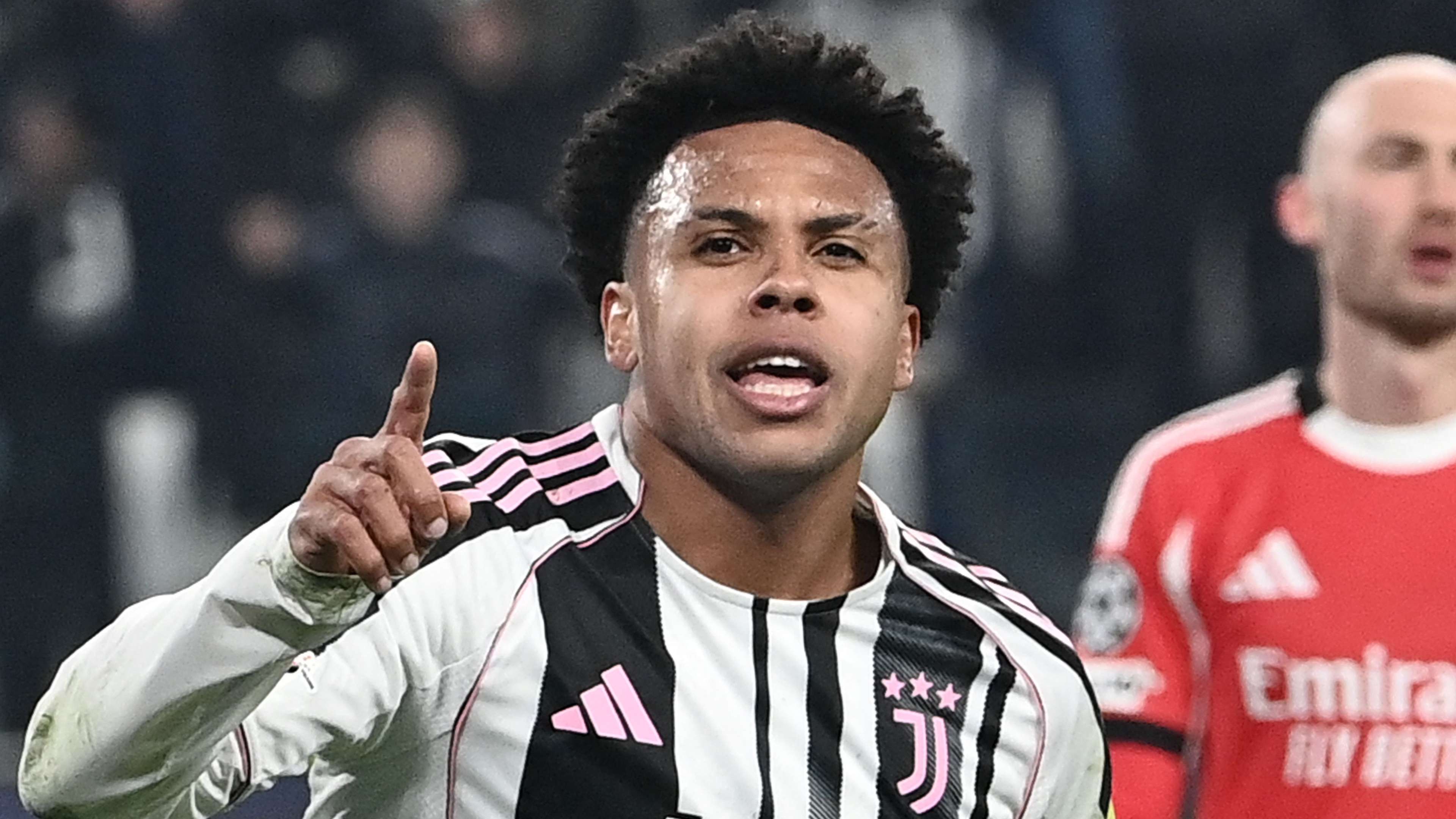 USMNT star McKennie signs new Juventus contract through 2030  