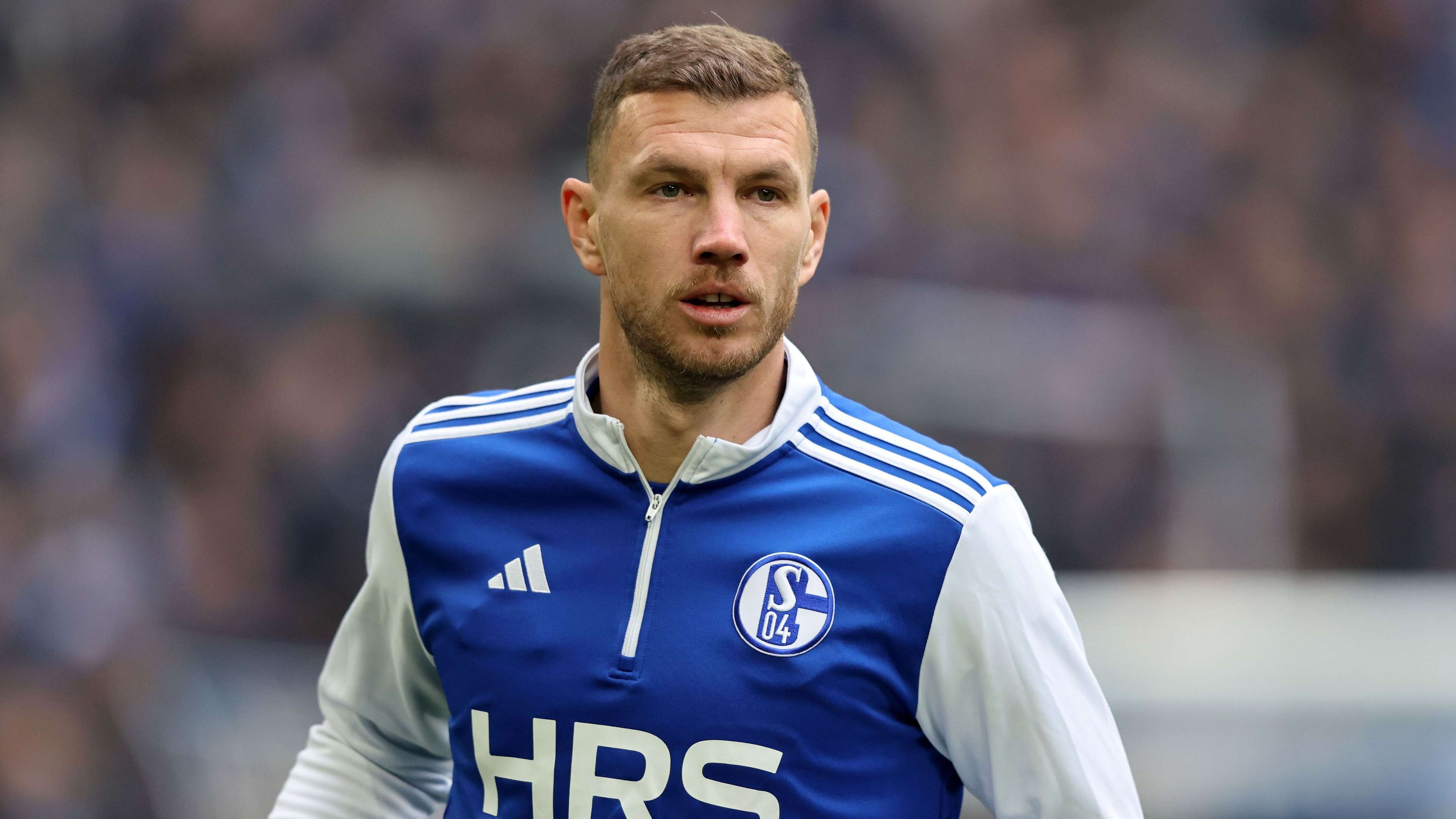 Before moving to Schalke: Dzeko reportedly turned down a mega offer  